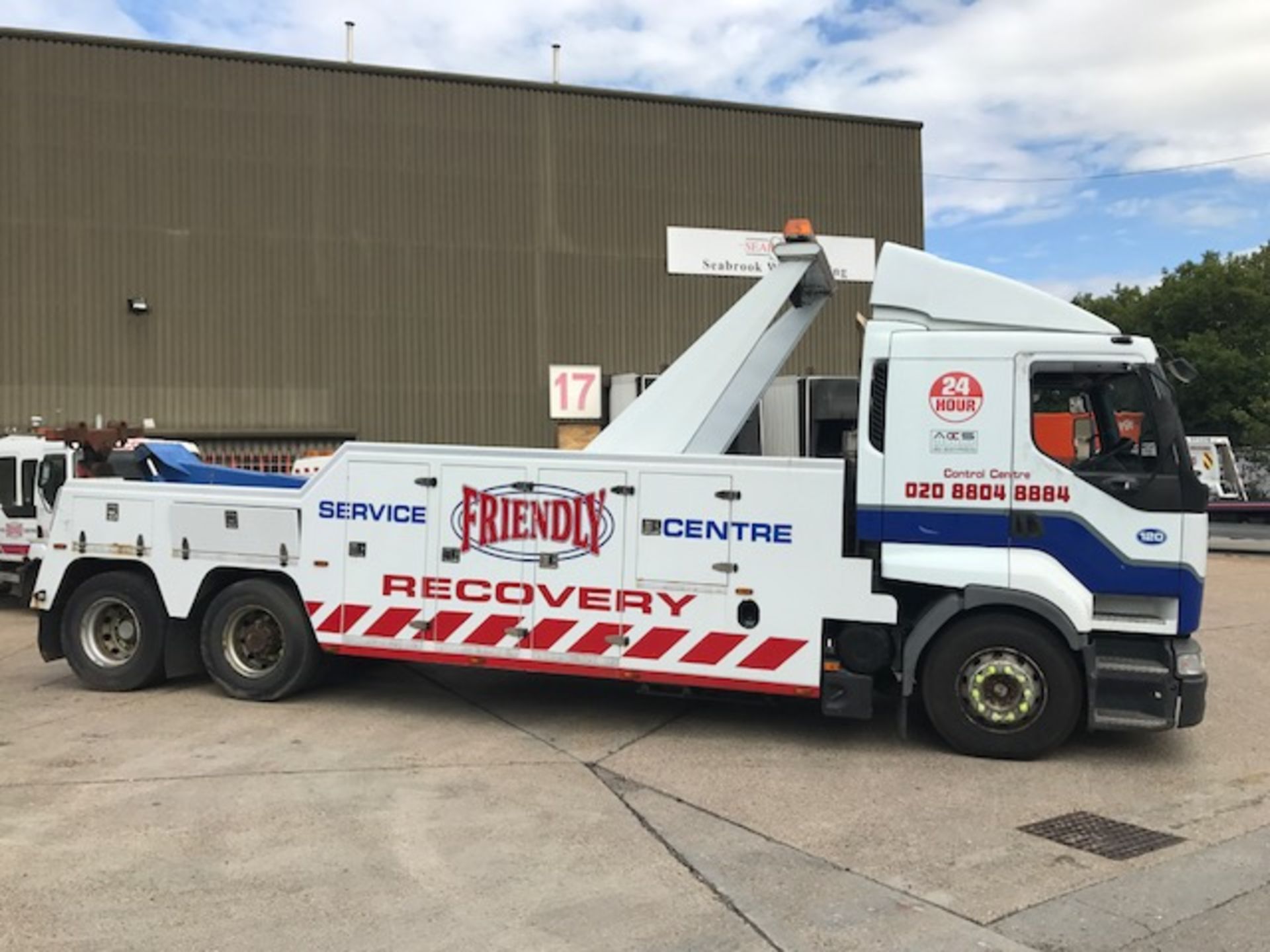 1997 Renault Premium 6/2 Tractor 26T sleeper cab breakdown recovery vehicle complete with Boniface - Image 4 of 31