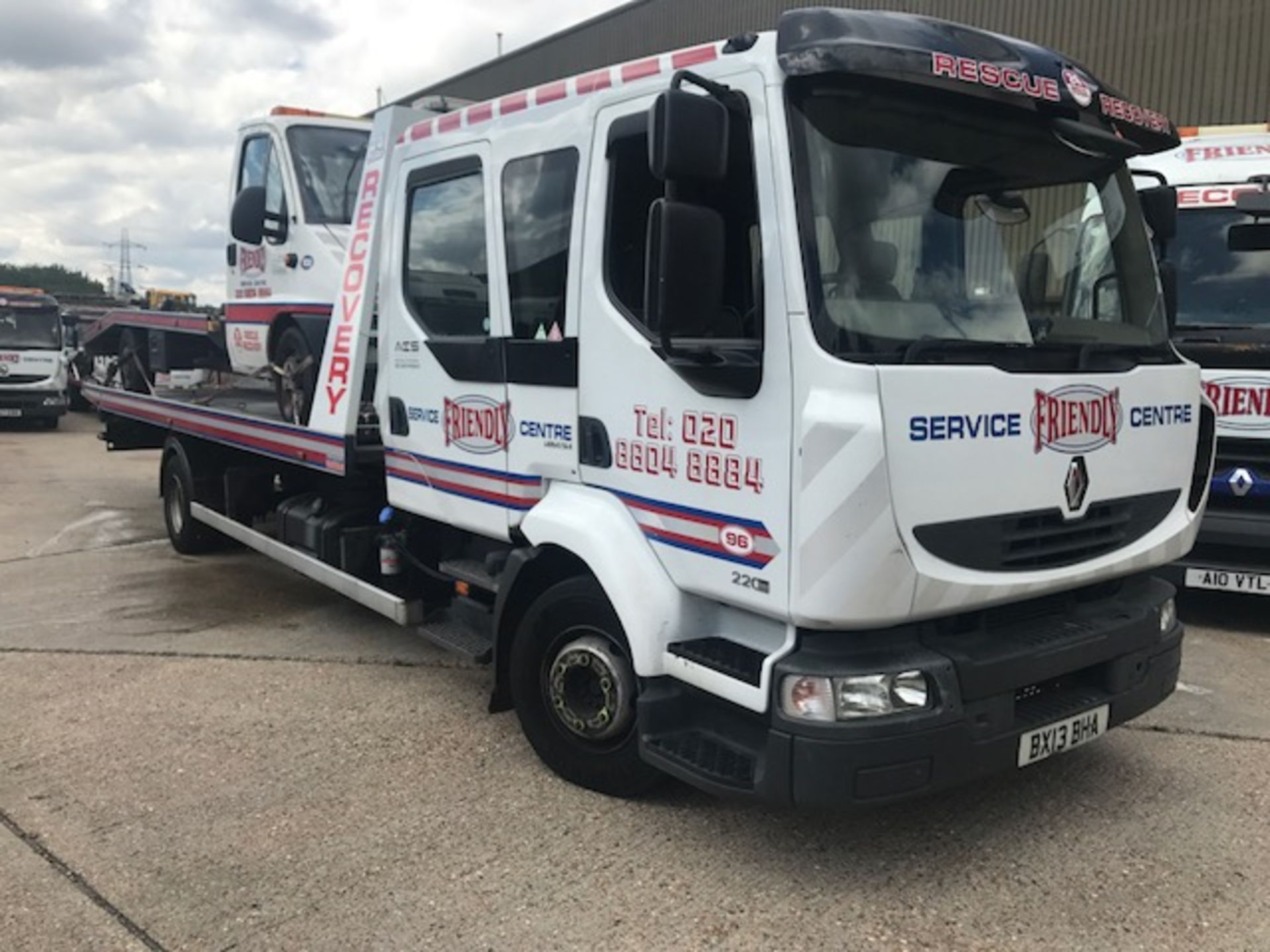 2013 Renault Midlum 220 Dxi crew cab tilt and slide breakdown recovery vehicle complete with spec.