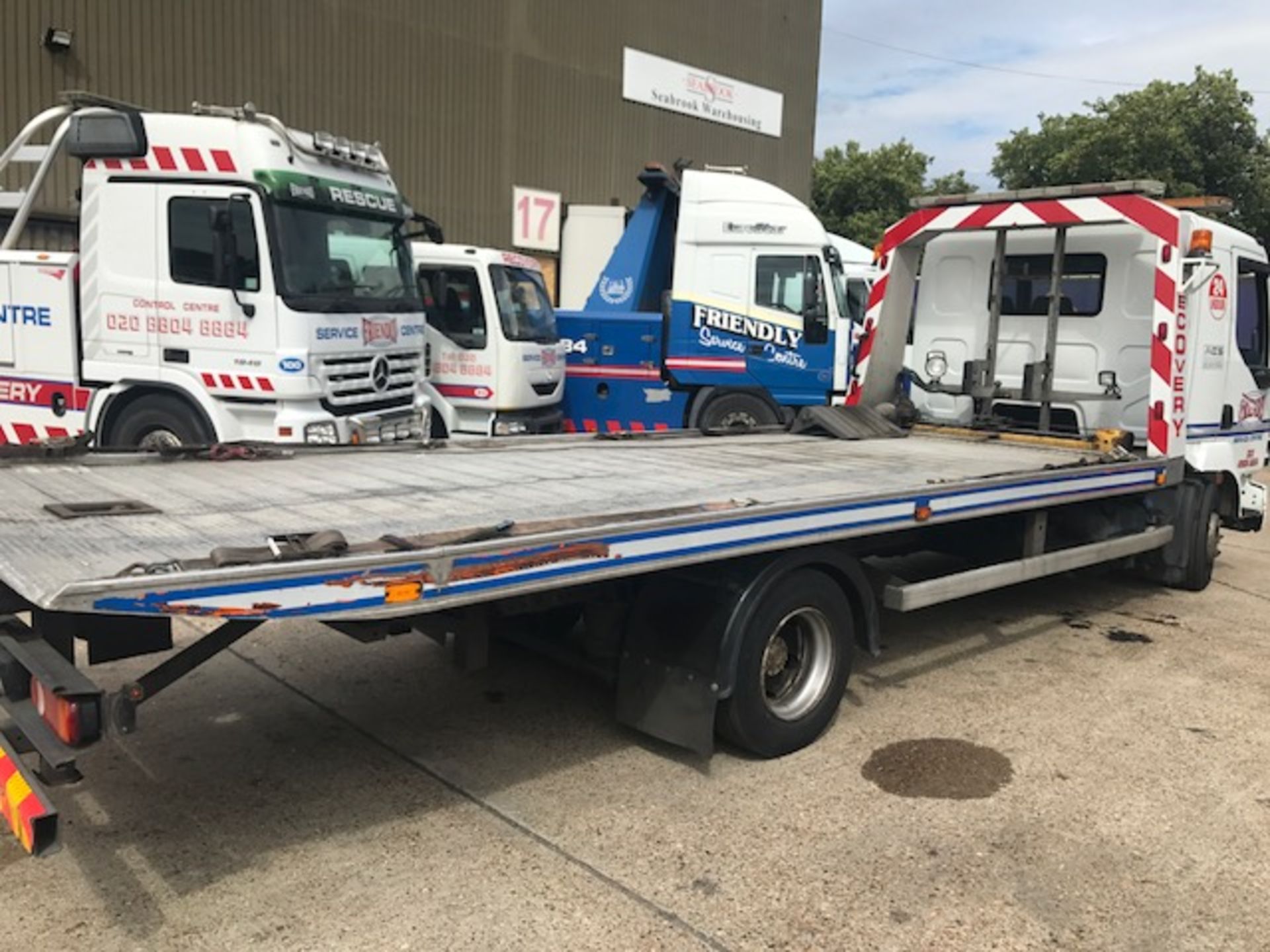 2007 Renault Midlum 10T day cab breakdown recovery vehicle complete with built in Garmin satnav with - Image 6 of 15