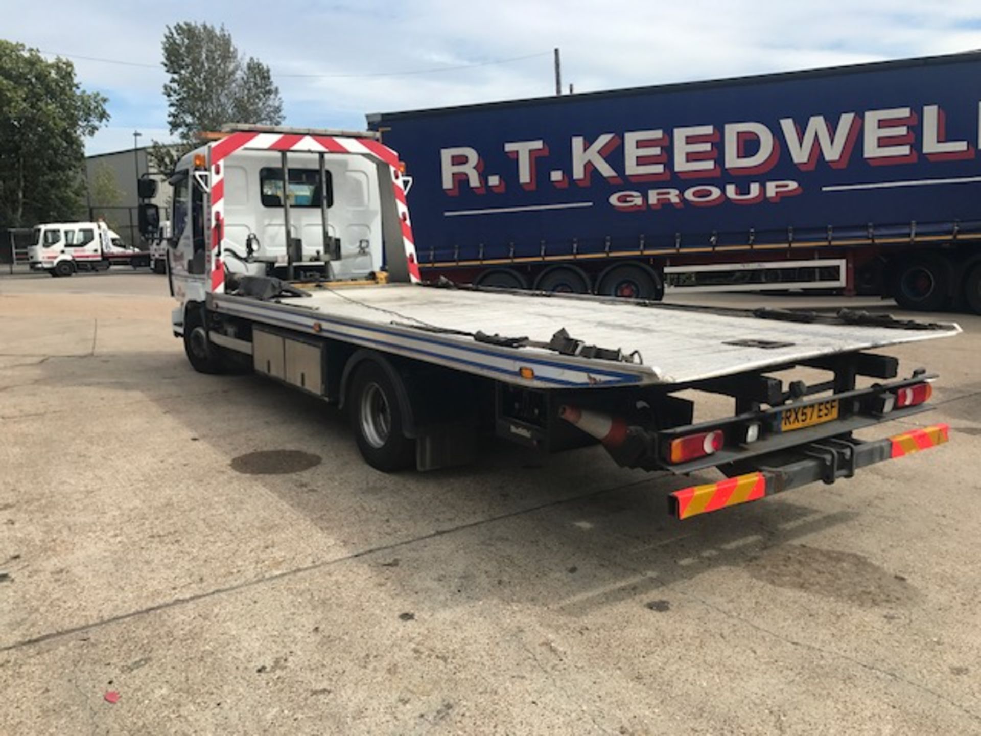 2007 Renault Midlum 10T day cab breakdown recovery vehicle complete with built in Garmin satnav with - Image 12 of 15