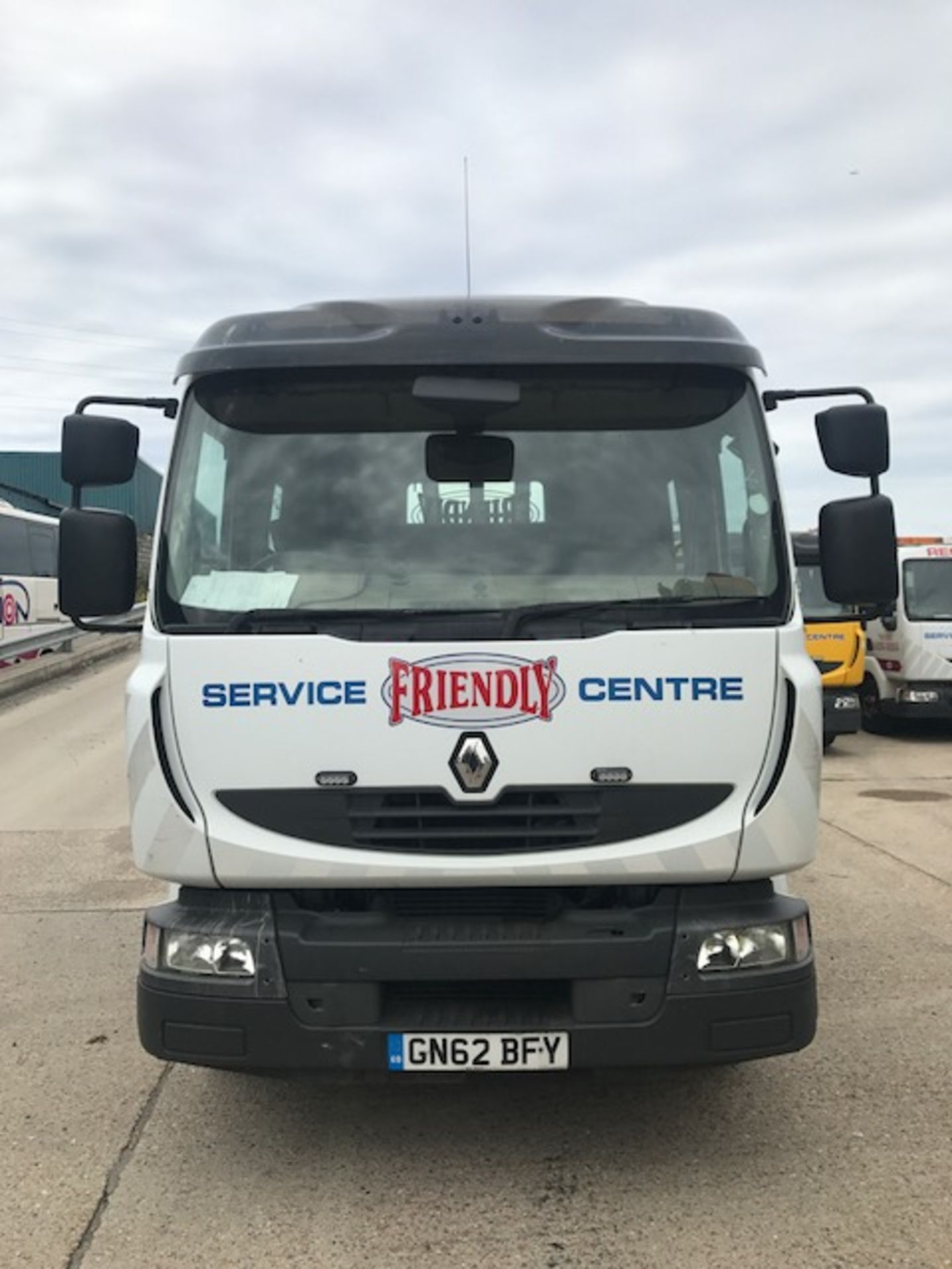 2013 Renault Midlum 270 DXI 16T crew cab tilt and slide breakdown recovery vehiclecomplete with - Image 2 of 18