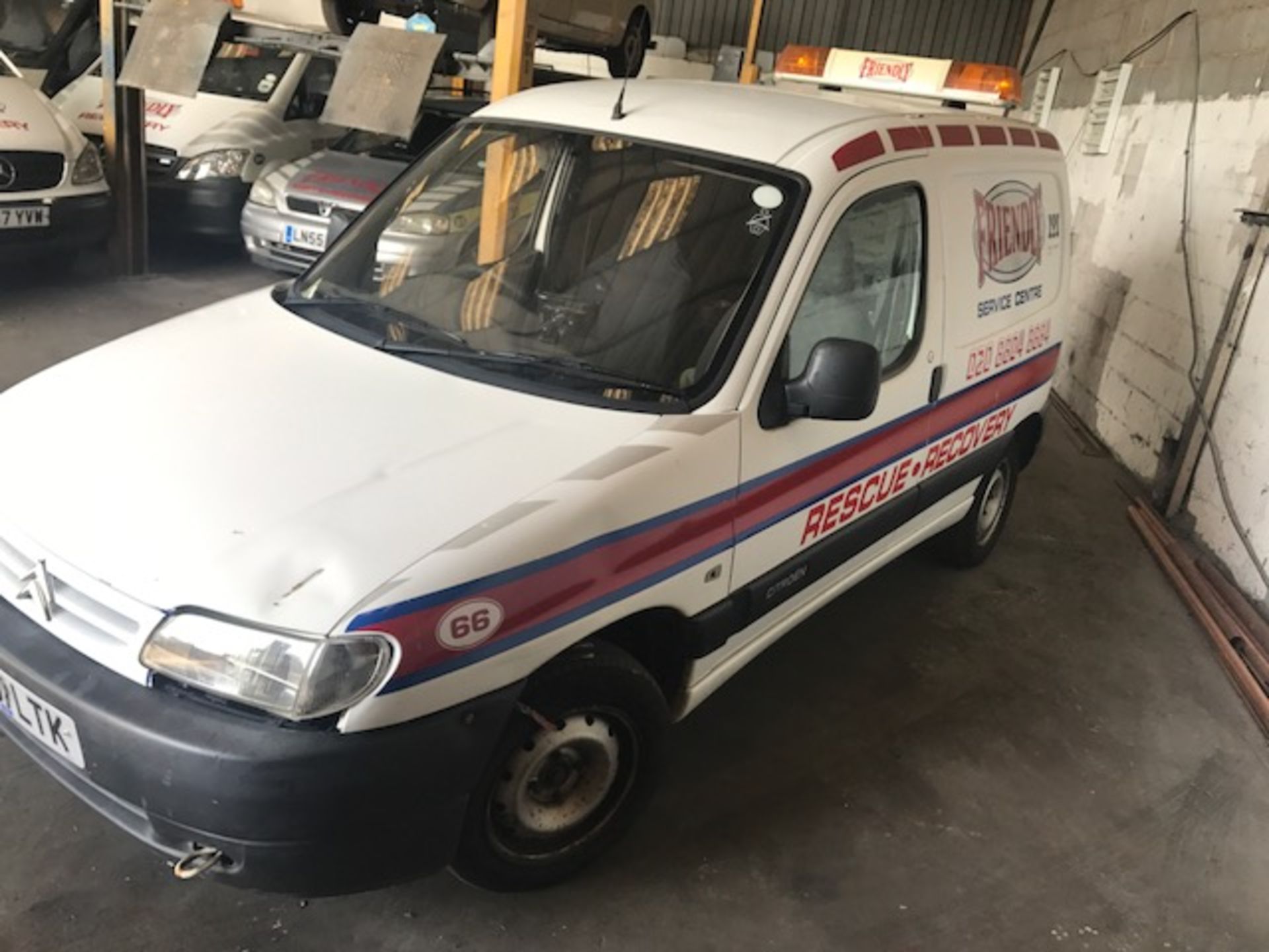 2001 Citroen Berlingo L600 1.9D panel van complete with Garmin built in satnav and Anderson jump- - Image 3 of 6