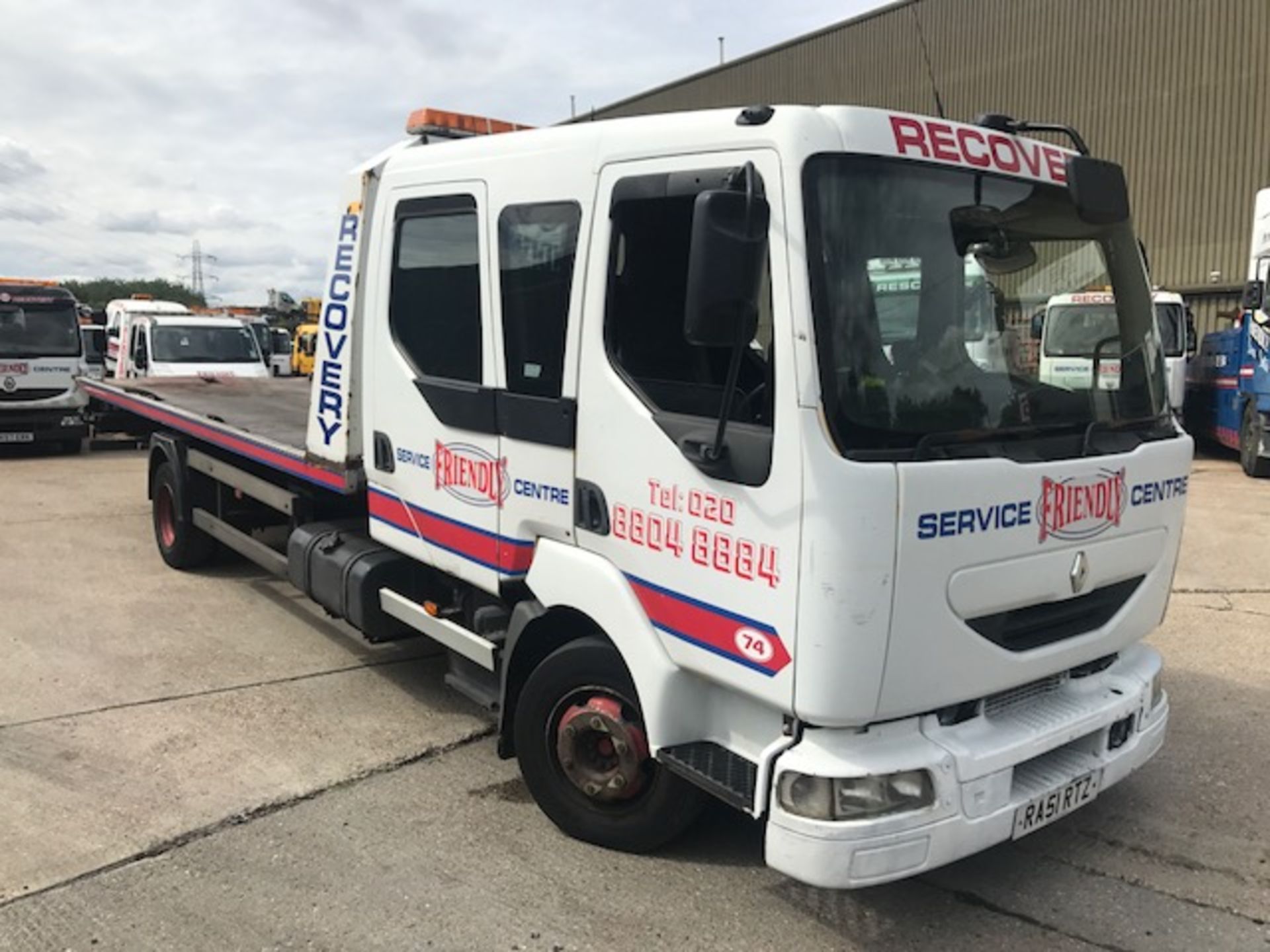 2002 Renault Midlum 10T crew cab breakdown recovery vehicle complete with built in Garmin satnav