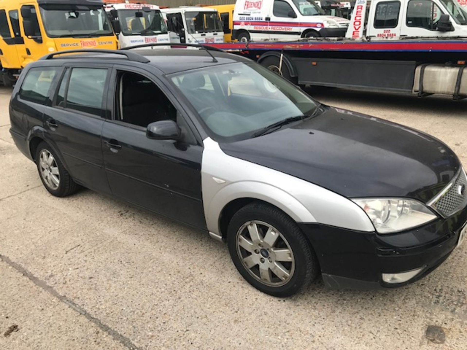 2004 Ford Mondeo Zetec 2.0TDCi estate car Registration: NV54 KXA - Date of Registration - 2nd - Image 2 of 9