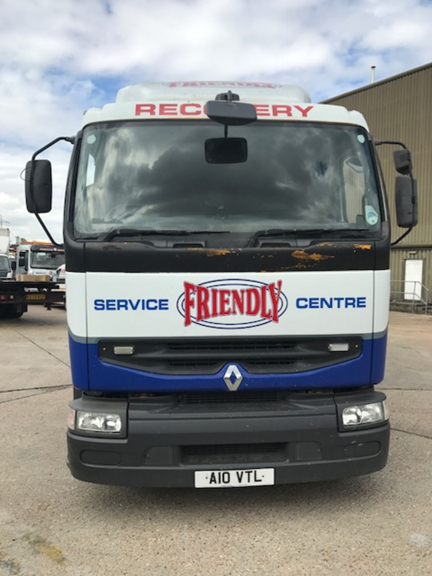 1997 Renault Premium 6/2 Tractor 26T sleeper cab breakdown recovery vehicle complete with Boniface - Image 2 of 31