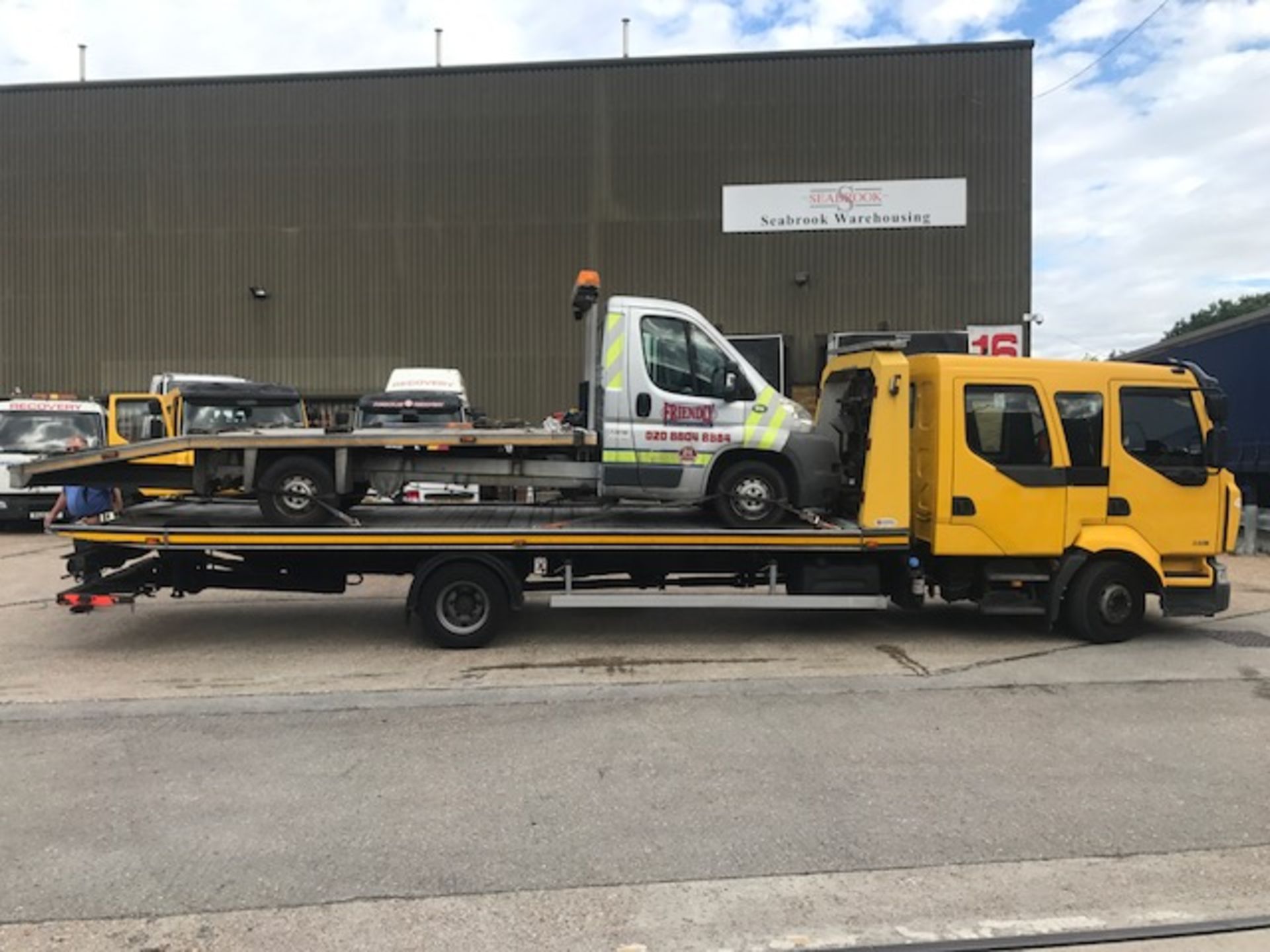 2010 Renault Midlum 220DXI 12t crew cab tilt and slide breakdown recovery vehicle with spec. lift, - Image 4 of 15