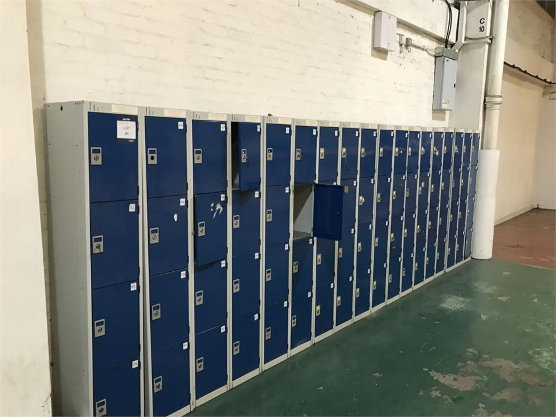 18 x Euro Equipment four door personnel lockers