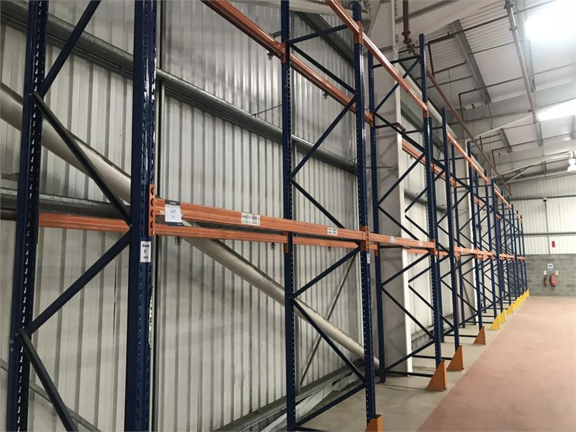 10 x bays pallet racking comprising (Method Statement required prior to removal) 14 x 5000mm x 900mm - Image 2 of 3