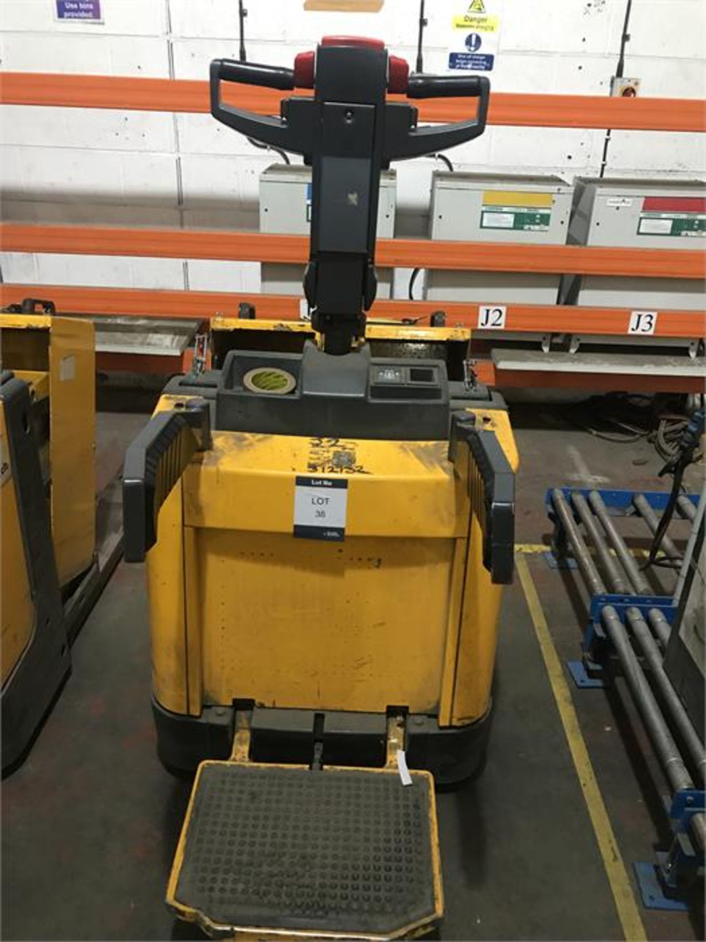 Jungheinrich RE20 ride on pedestrian pallet truck, complete with Hoppecke S charger, 2000kg