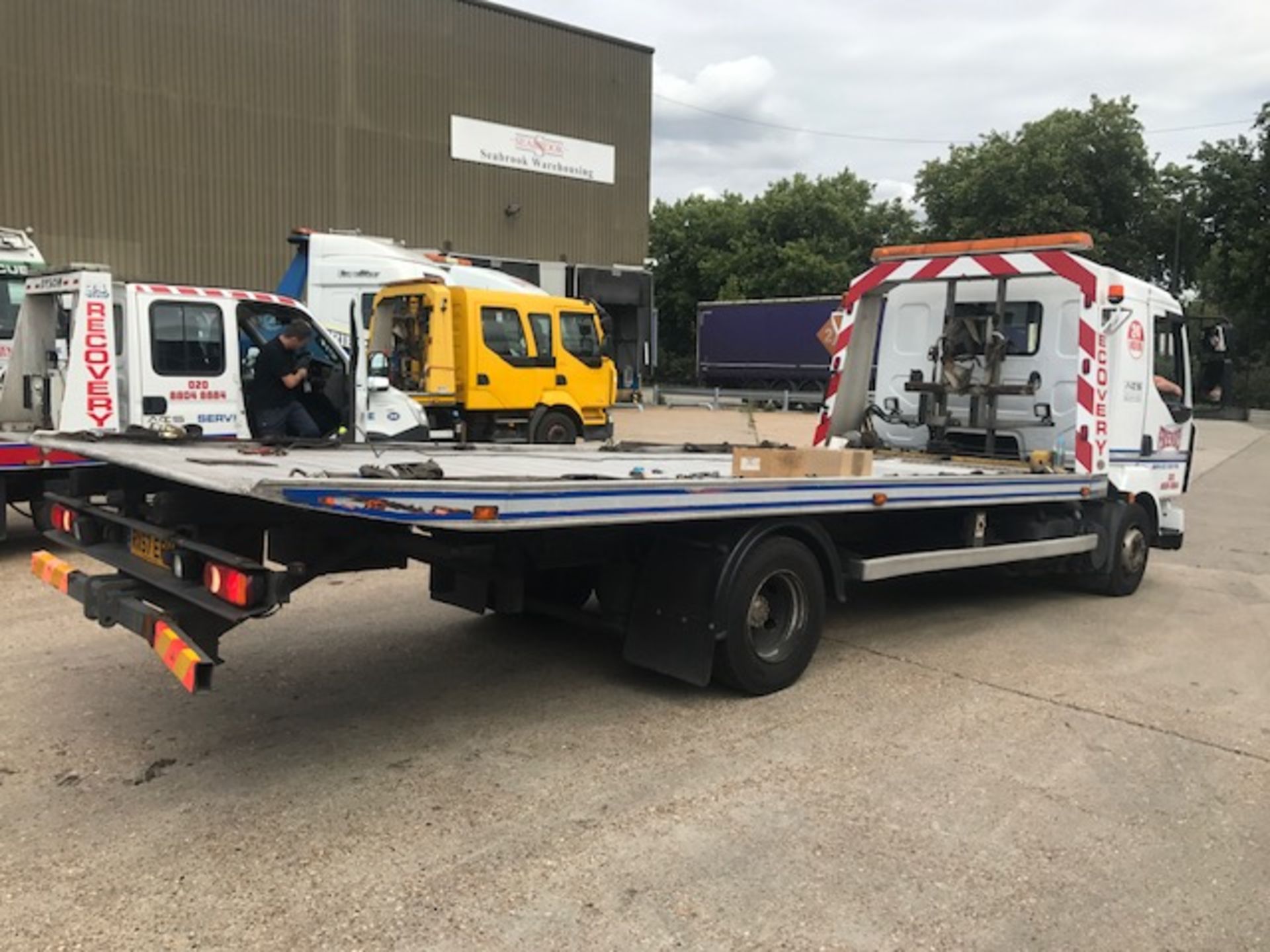 2007 Renault Midlum 10T breakdown recovery vehicle complete with J&J Conversions body, winch and - Image 7 of 12