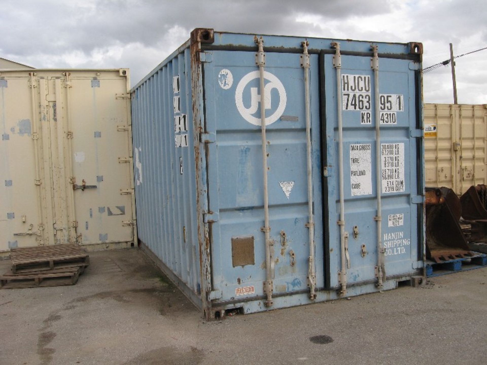 Container