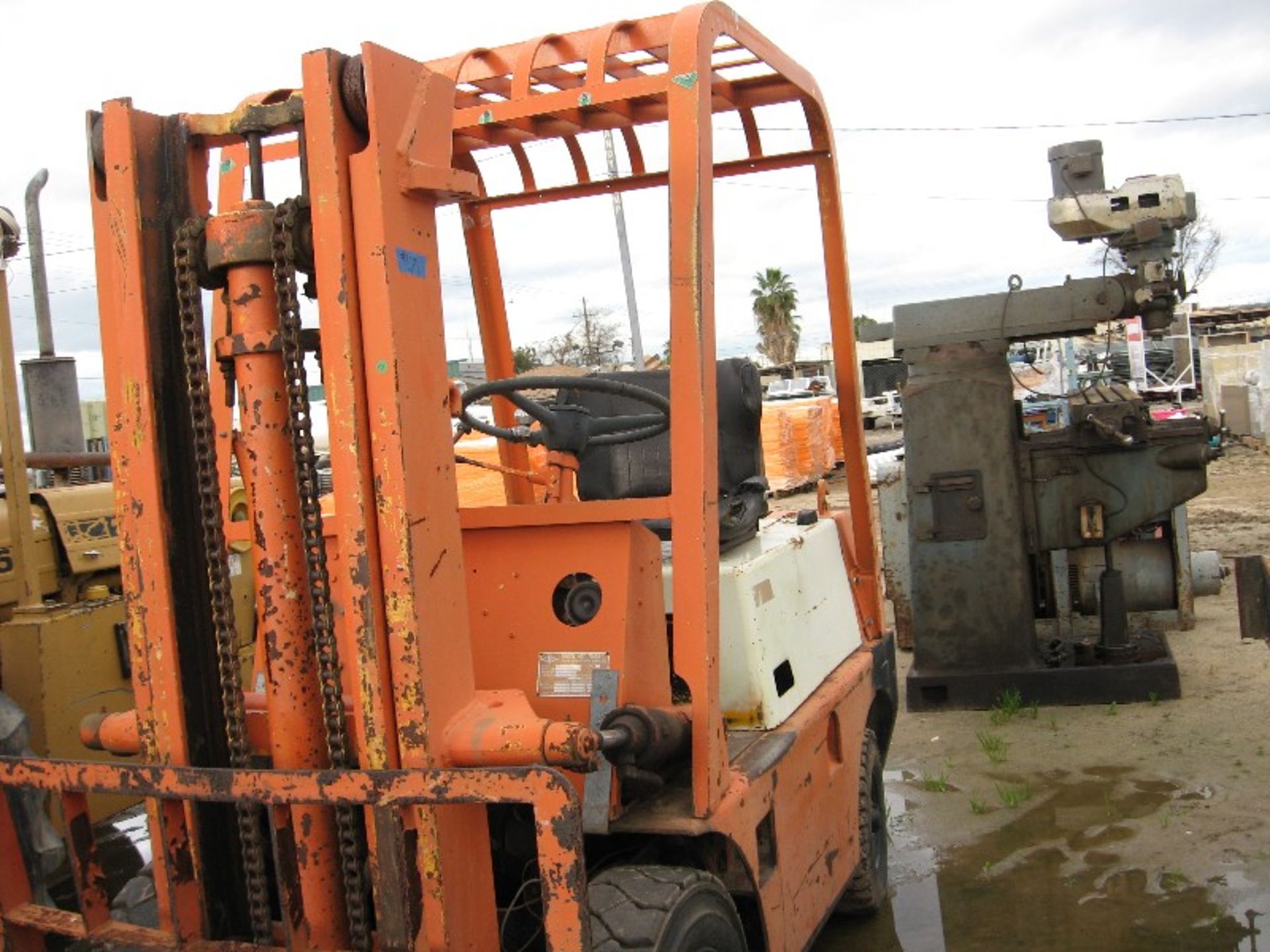 Forklift - Image 2 of 2