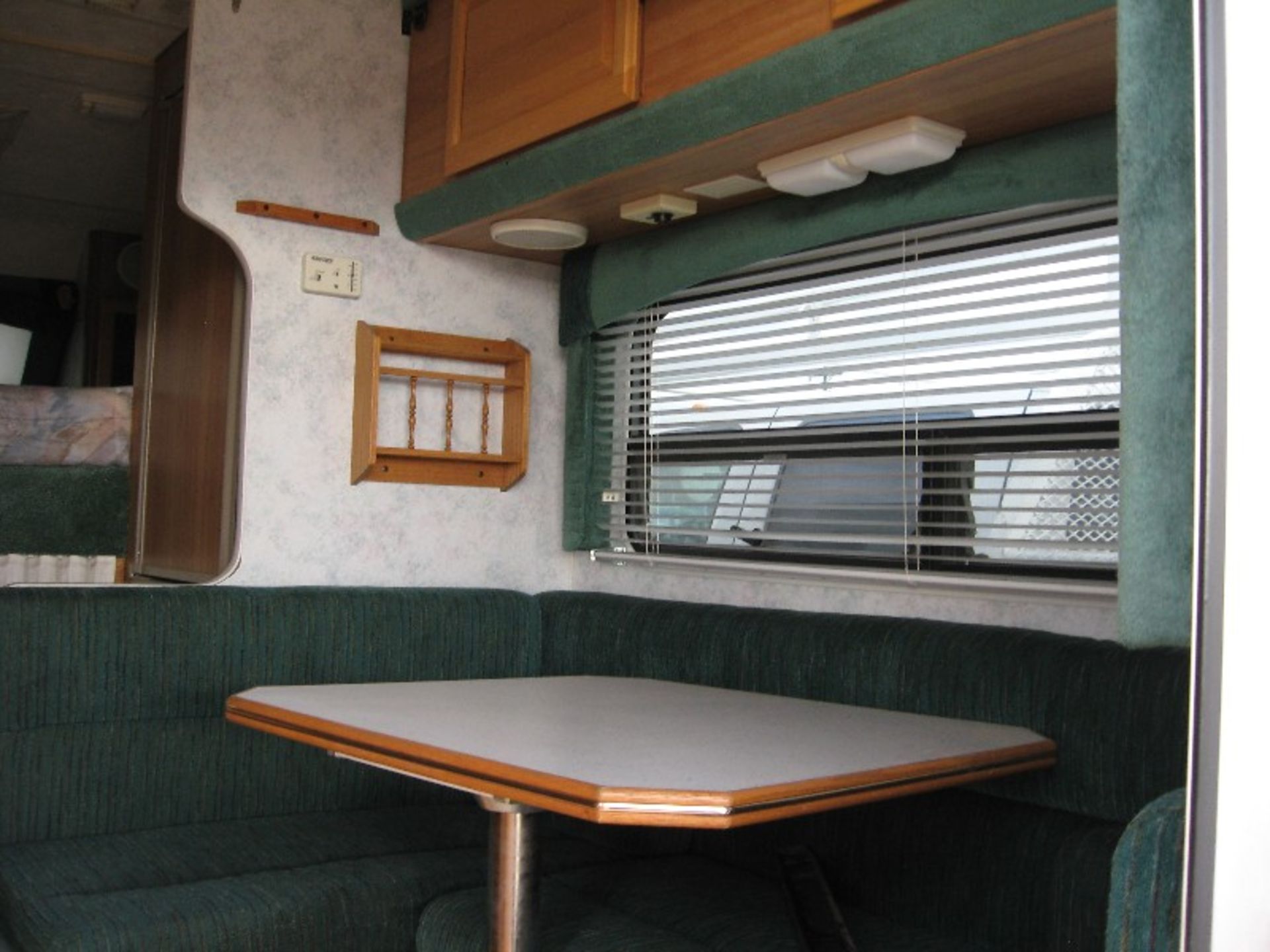 Camper - Image 4 of 7