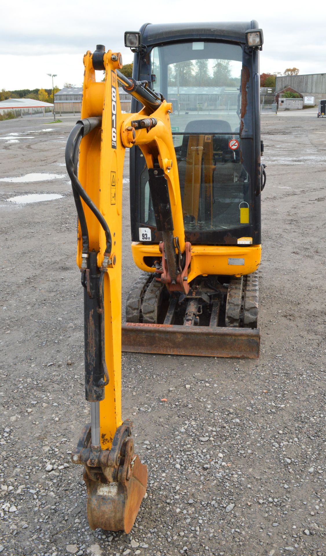JCB 801.6 CTS 1.5 tonne rubber tracked mini excavator Year: 2012 S/N:1703918 Recorded Hours: 875 - Image 5 of 11
