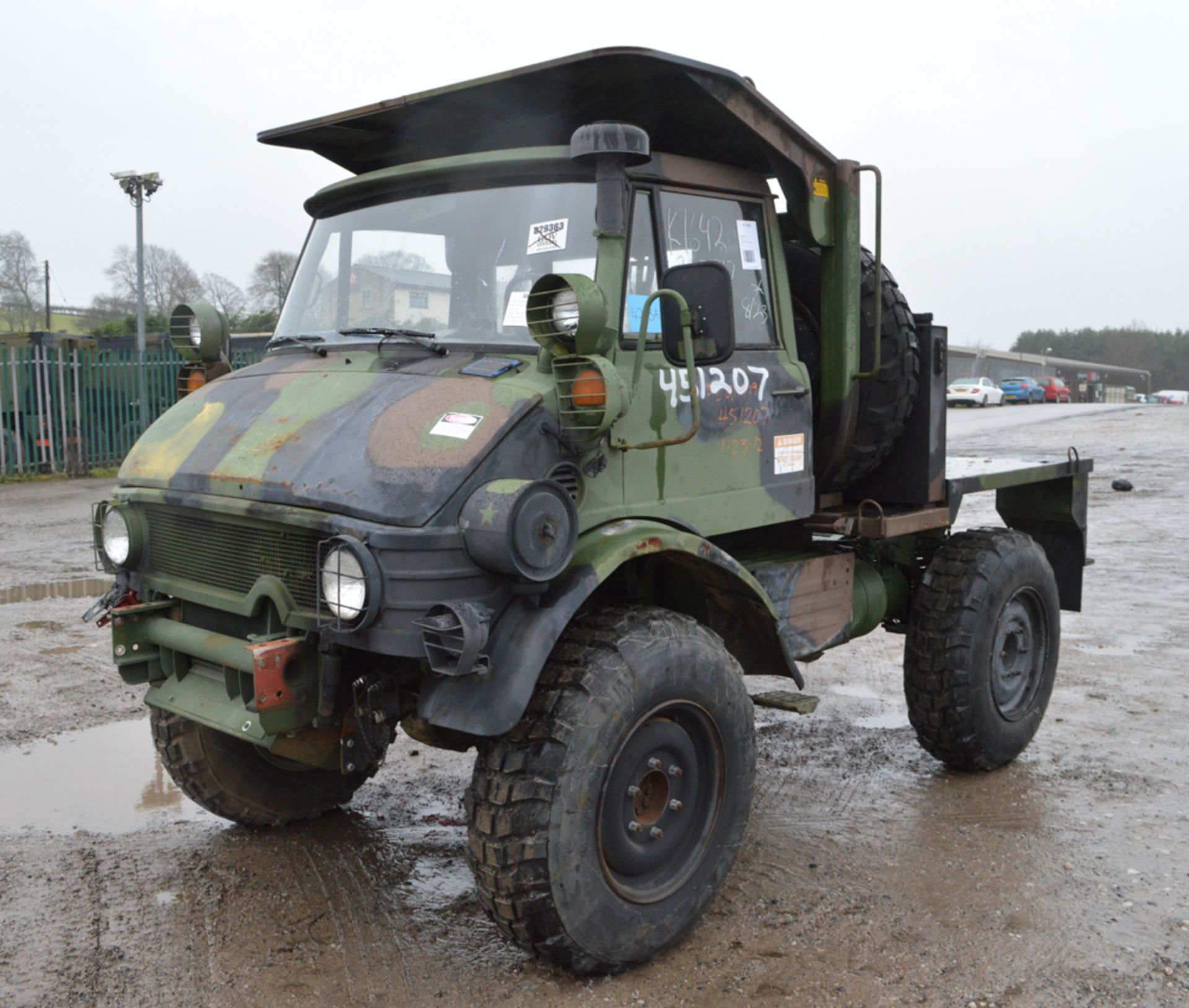 Mercedes Benz/Freightliner Unimog 419 4WD utility vehicle (Ex US Army) Year: 1988 Serial Number: - Image 2 of 8