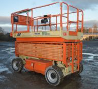 JLG M4069 battery electric scissor lift Year: 2007 S/N: 0200168320 Recorded Hours: 655 A426667