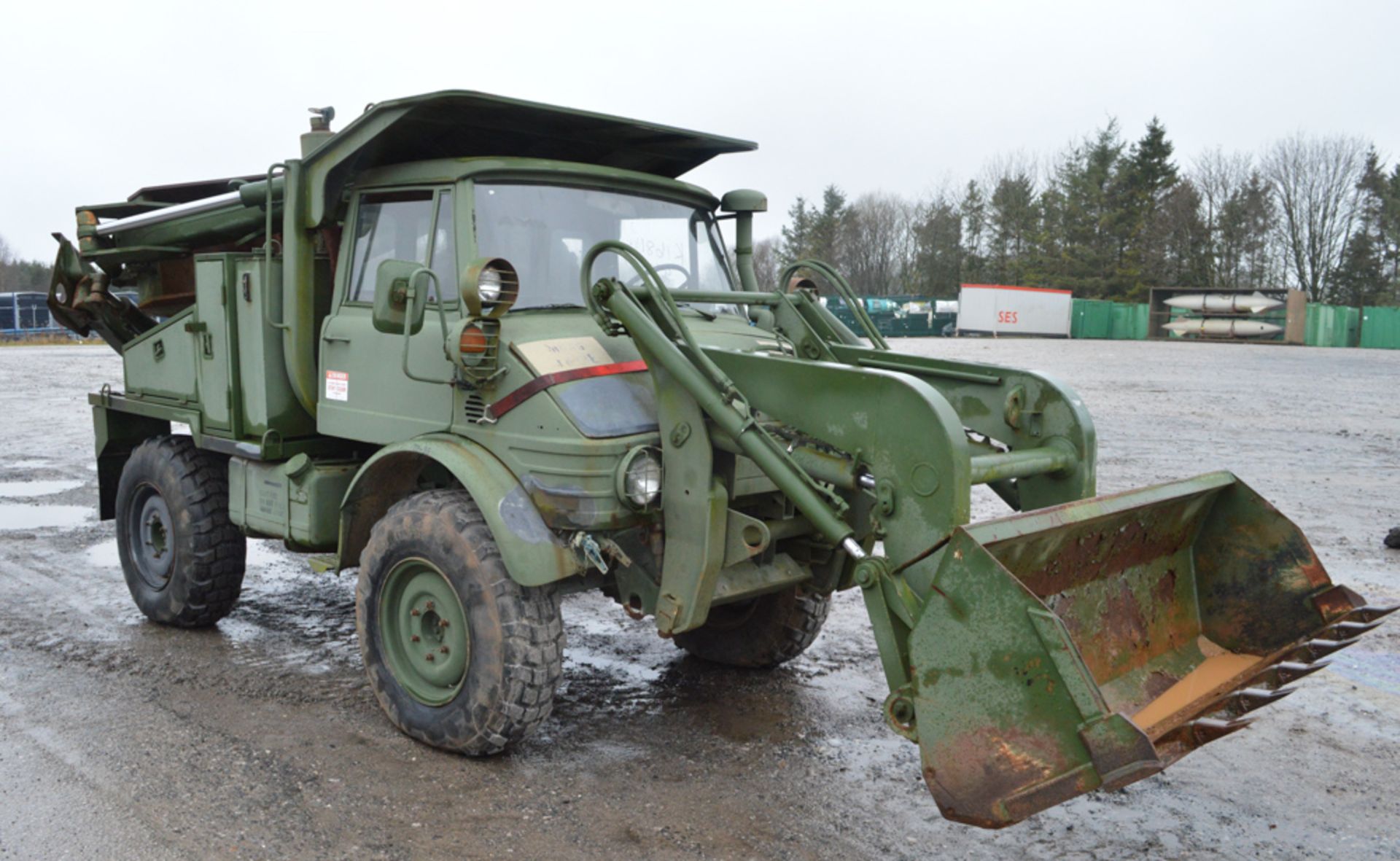 Mercedes Benz/Freightliner Unimog 419 4WD utility vehicle (Ex US Army) Year: 1987 Serial Number: - Image 4 of 9