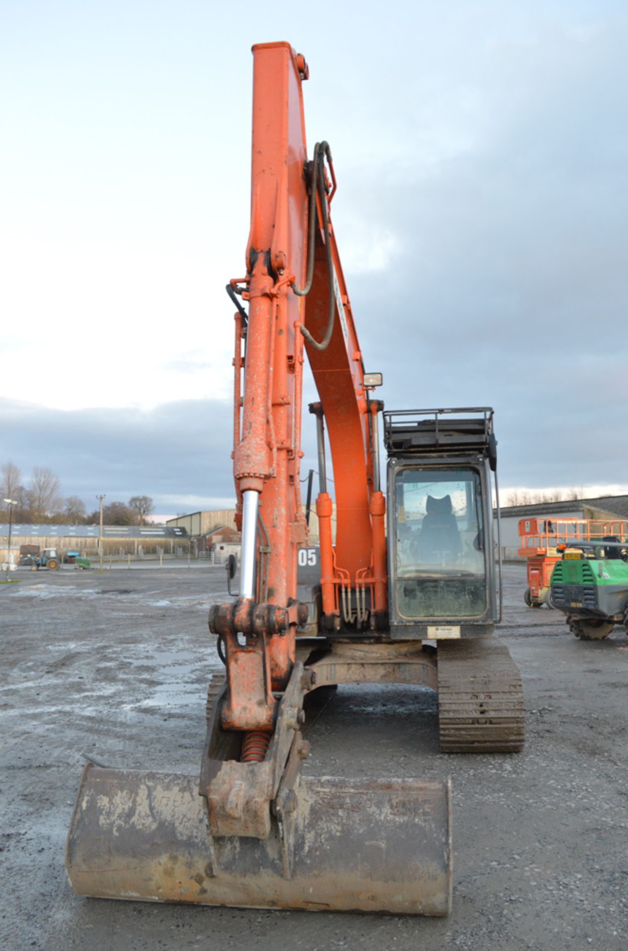Hitachi ZX130 LCN-3 13 tonne steel tracked excavator Year: 2012 S/N: 86842 Recorded Hours: 5384 1 - Image 5 of 12