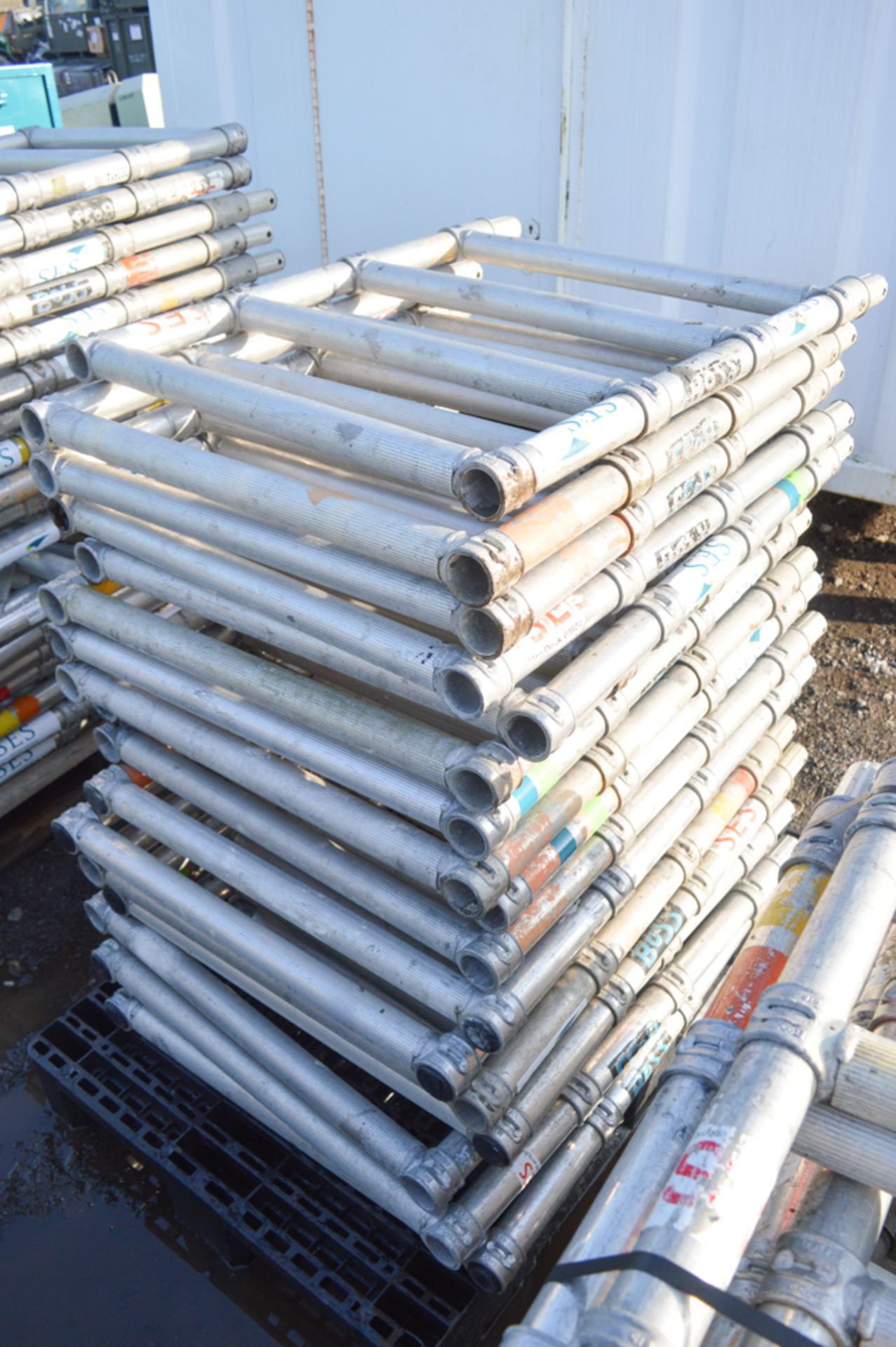 2 pallets of approximately 36 miscellaneous scaffold end frames