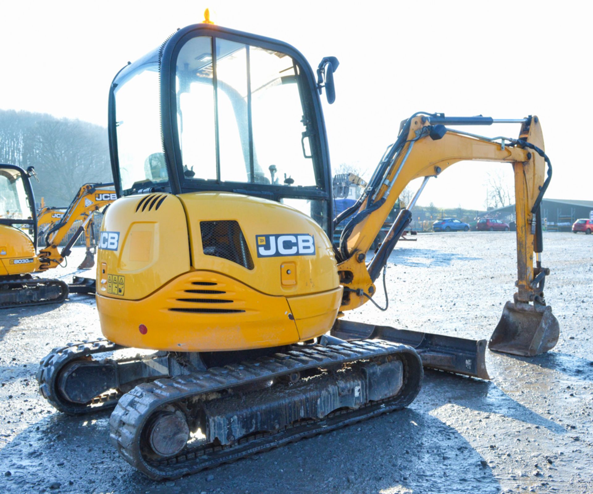 JCB 8030 ZTS 3 tonne rubber tracked mini excavator Year: 2012 S/N: 2021503 Recorded Hours: 1568 - Image 3 of 11