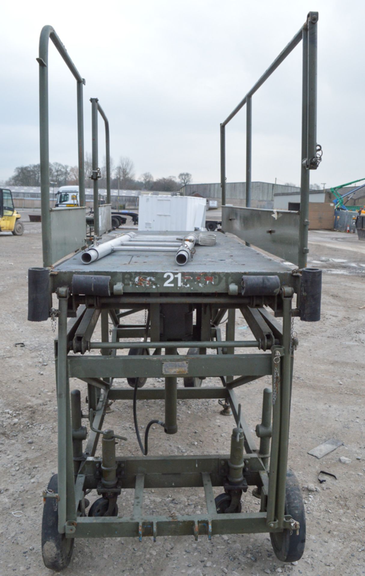 Hydraulic scissor lift access platform (Ex MOD) - Image 6 of 6