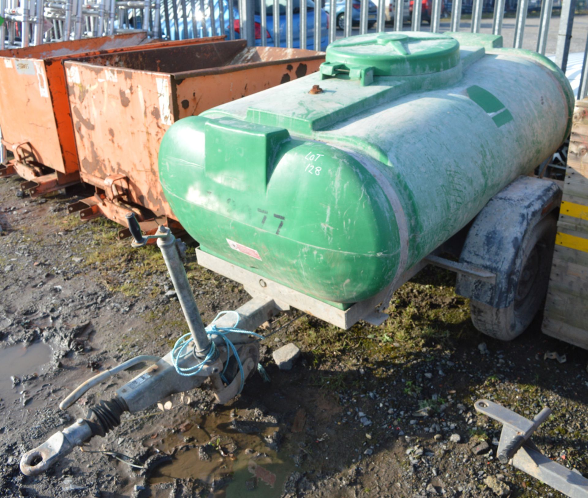 250 gallon fast tow water bowser A512077