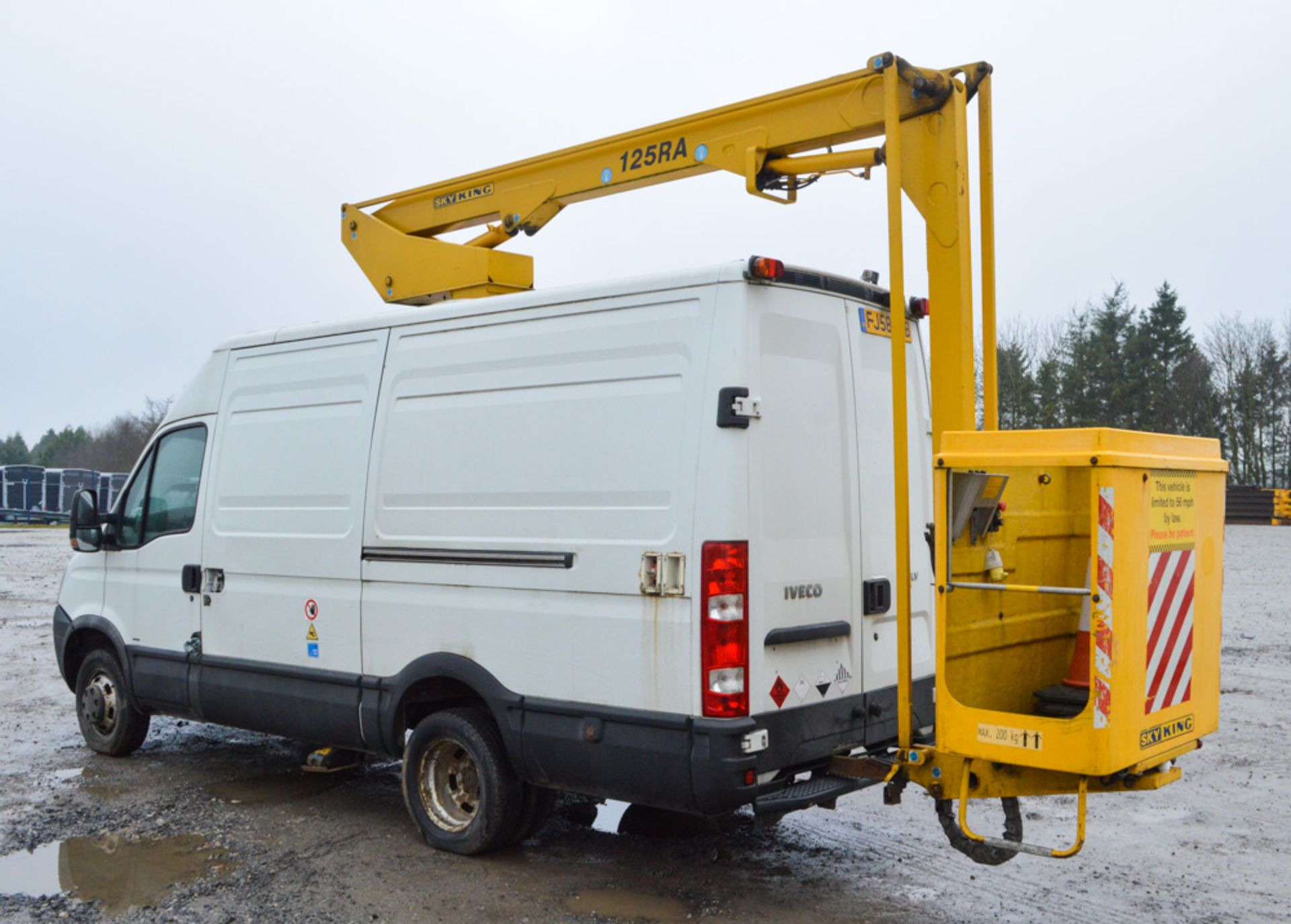 Iveco Daily 50C15 3.0 HPi MEWP panel van Registration Number: FJ58 DDB Date of Registration: 15/12/ - Image 3 of 7