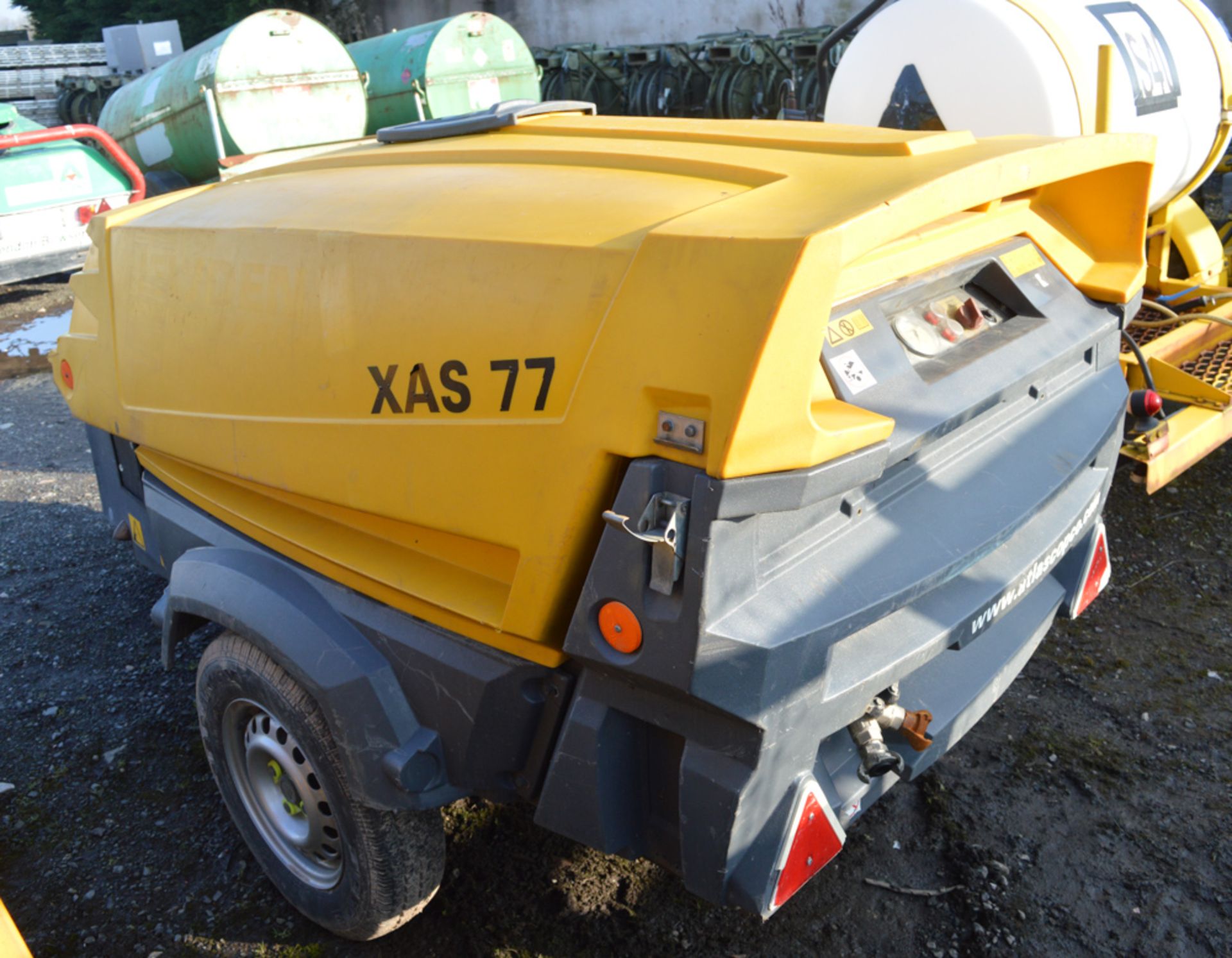 Atlas Copco XAS77 diesel driven mobile air compressor Year: 2008 S/N: 80692019 Recorded Hours: 1871 - Image 3 of 6