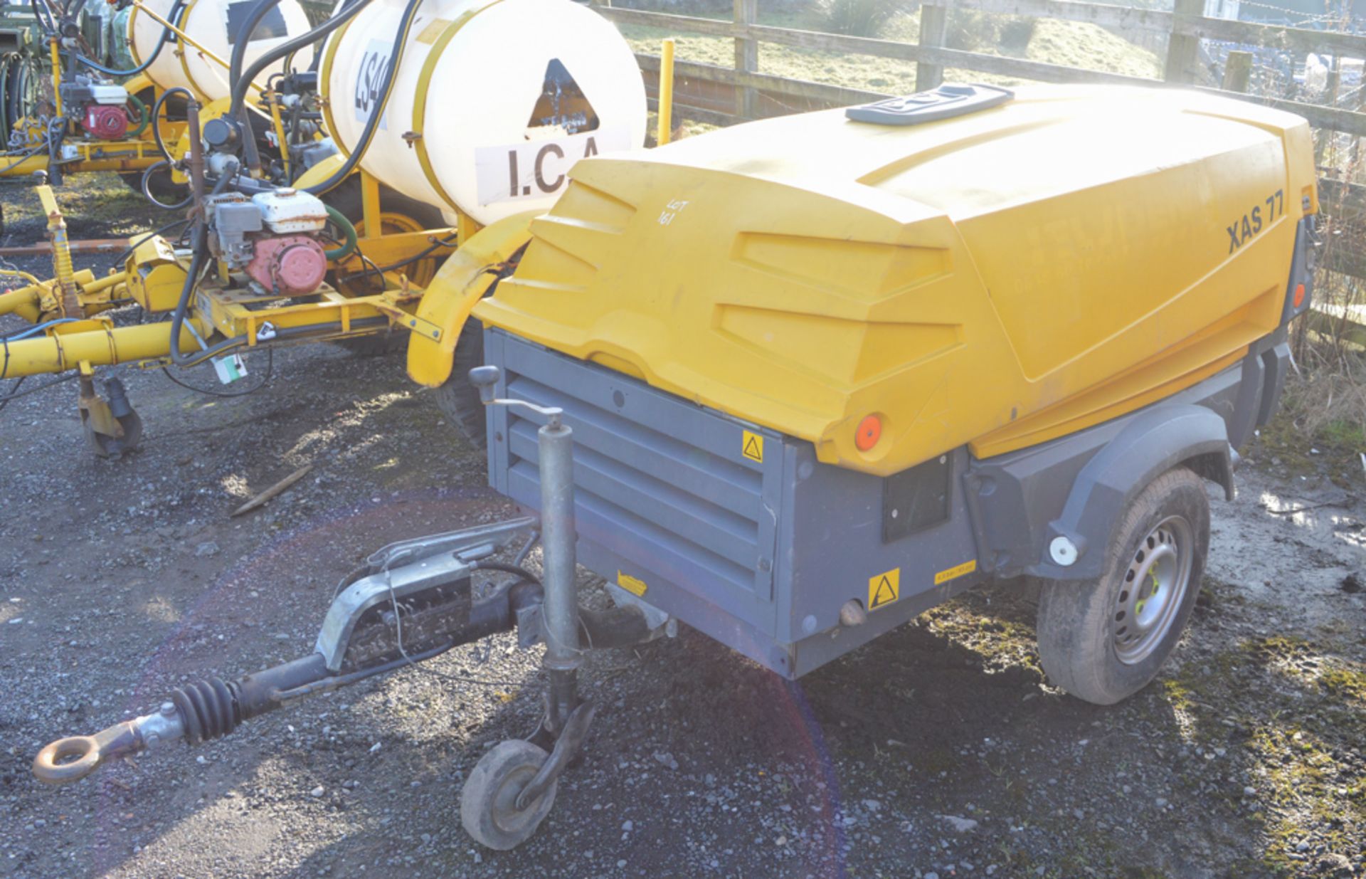 Atlas Copco XAS77 diesel driven mobile air compressor Year: 2008 S/N: 80692019 Recorded Hours: 1871 - Image 2 of 6