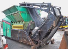 Forus HB181/E primary waste pre shredder Year: 2007 Up to 12 tonne per hour waste handling & mounted