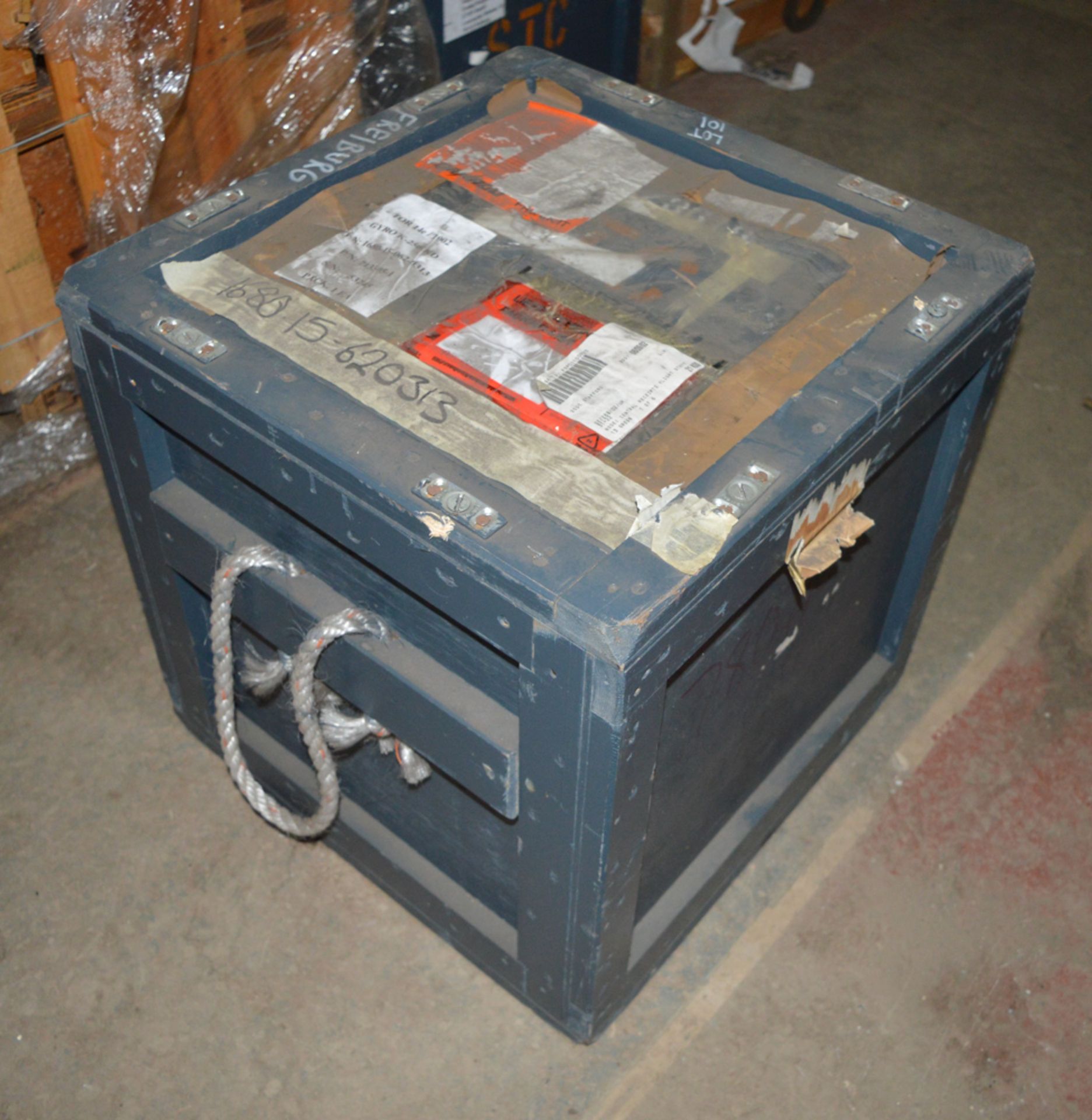 Wooden packing crate Aprroximately 500mm x 500mm x 500mm - Image 2 of 2