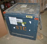 Wooden packing crate Aprroximately 500mm x 500mm x 500mm