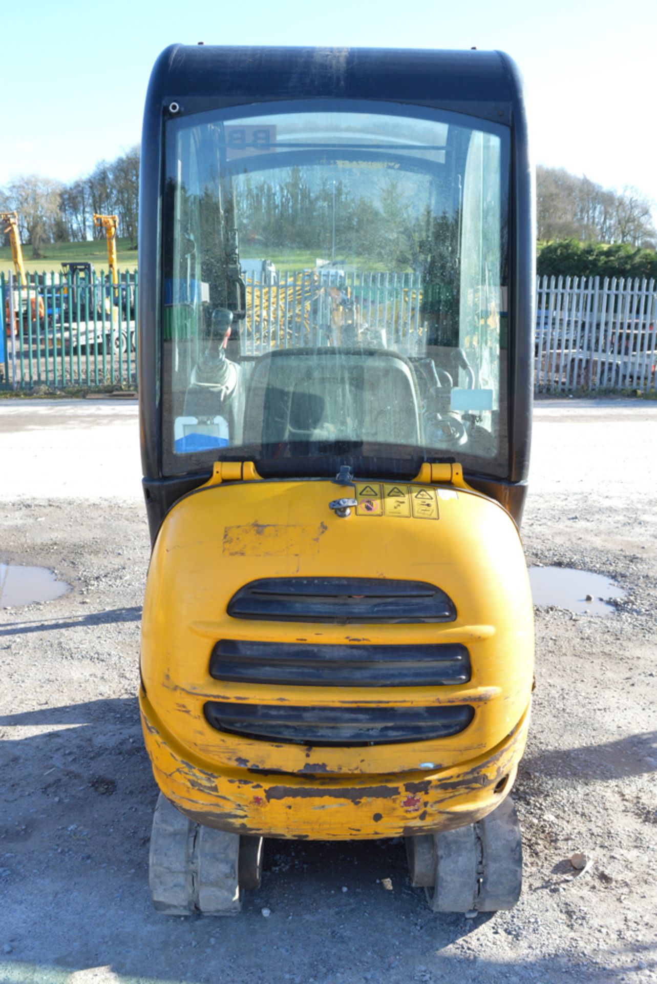 JCB 801.6 CTS 1.5 tonne rubber tracked mini excavator Year: 2011 S/N: 703925 Recorded Hours: 1680 - Image 6 of 10