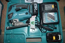 Makita 18v cordless jigsaw c/w 2 batteries, charger & carry case A636390