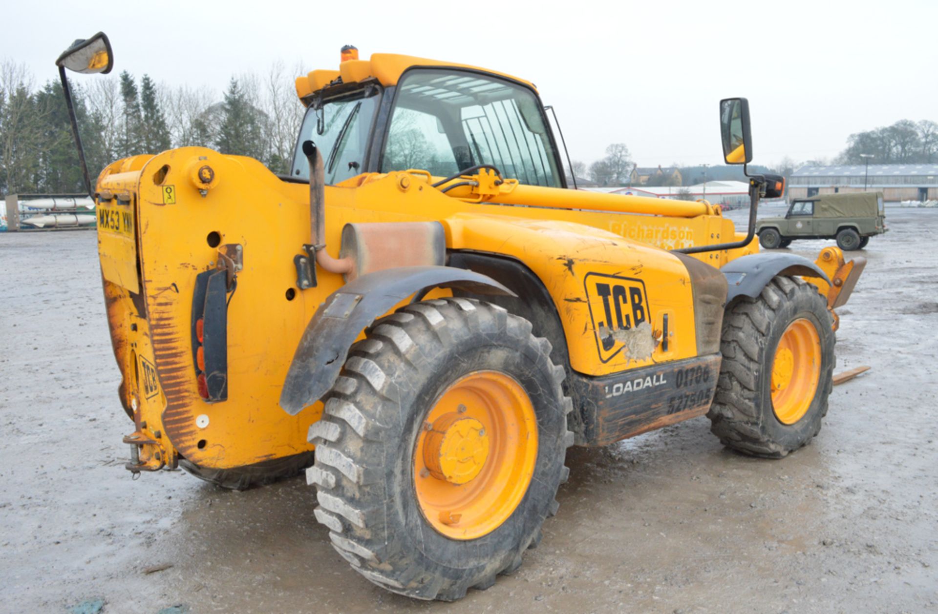 JCB 533-105 10.5 metre telescopic handler Year: 2004 S/N: 1038577 Recorded Hours: Not displayed ( - Image 3 of 14