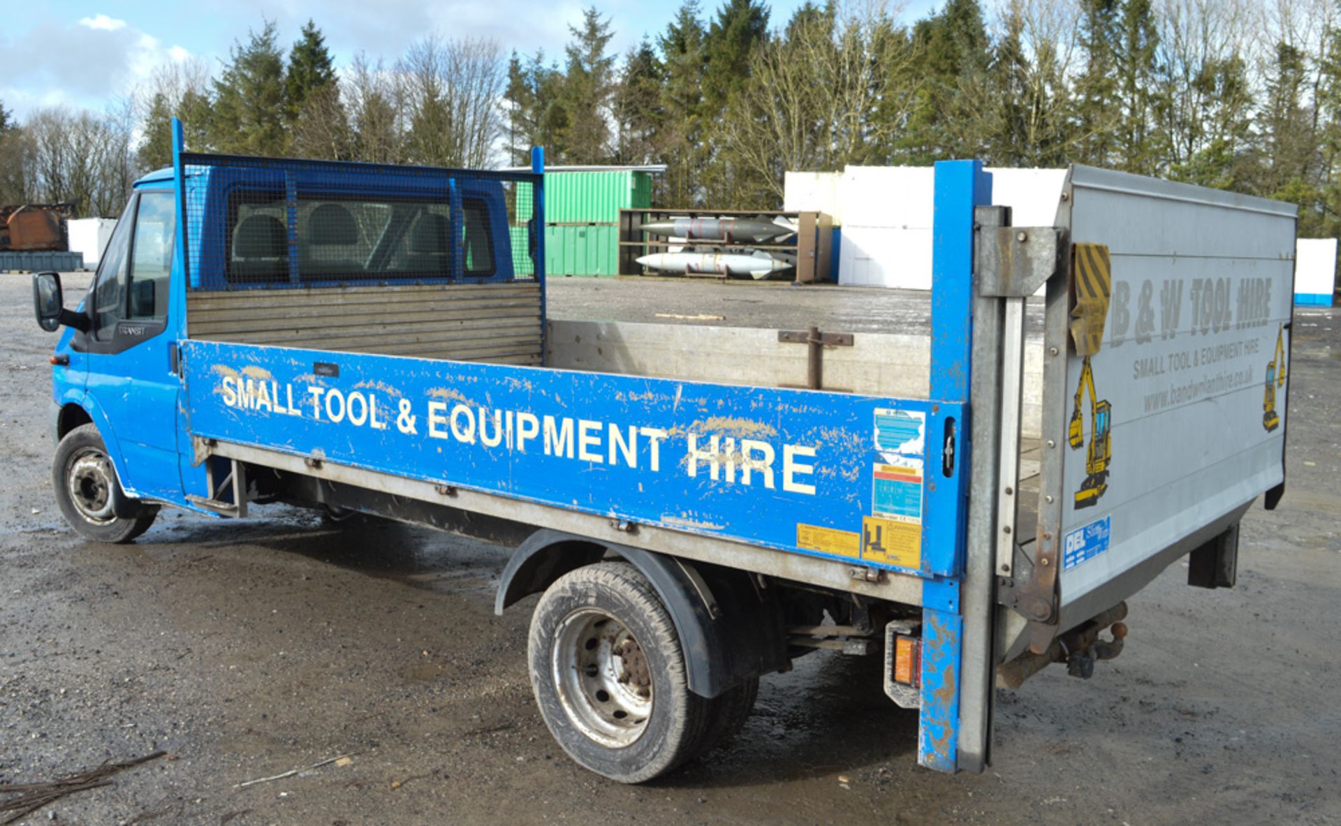 Ford Transit 100 T350L RWD pick up Registration Number: AY07 YTH Date of Registration: 30/04/ - Image 2 of 7