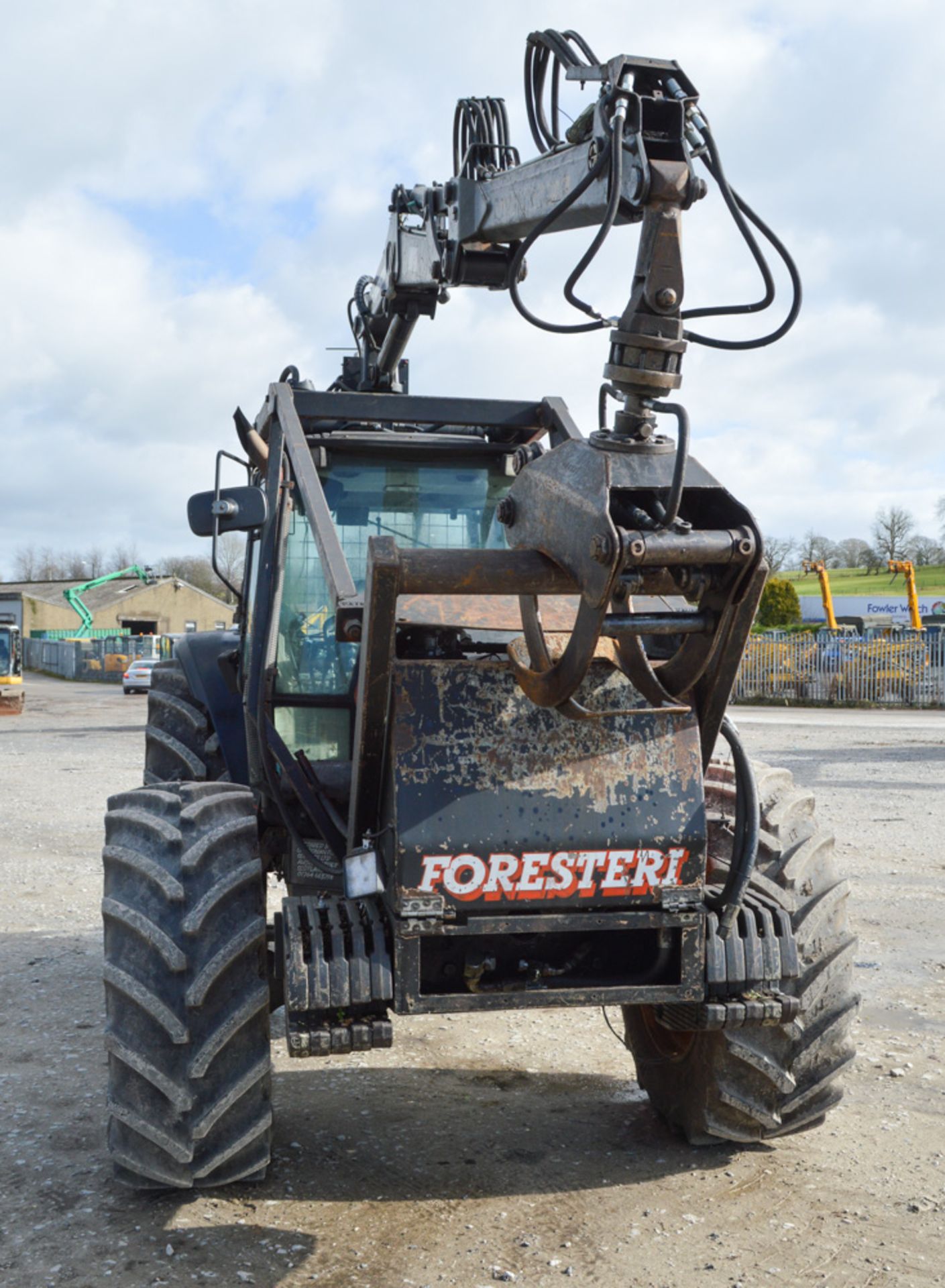 Valtra Valmet 8750 diesel driven tractor Registration Number: T316 OEF Year: 1999 S/N: H32431 - Image 5 of 7