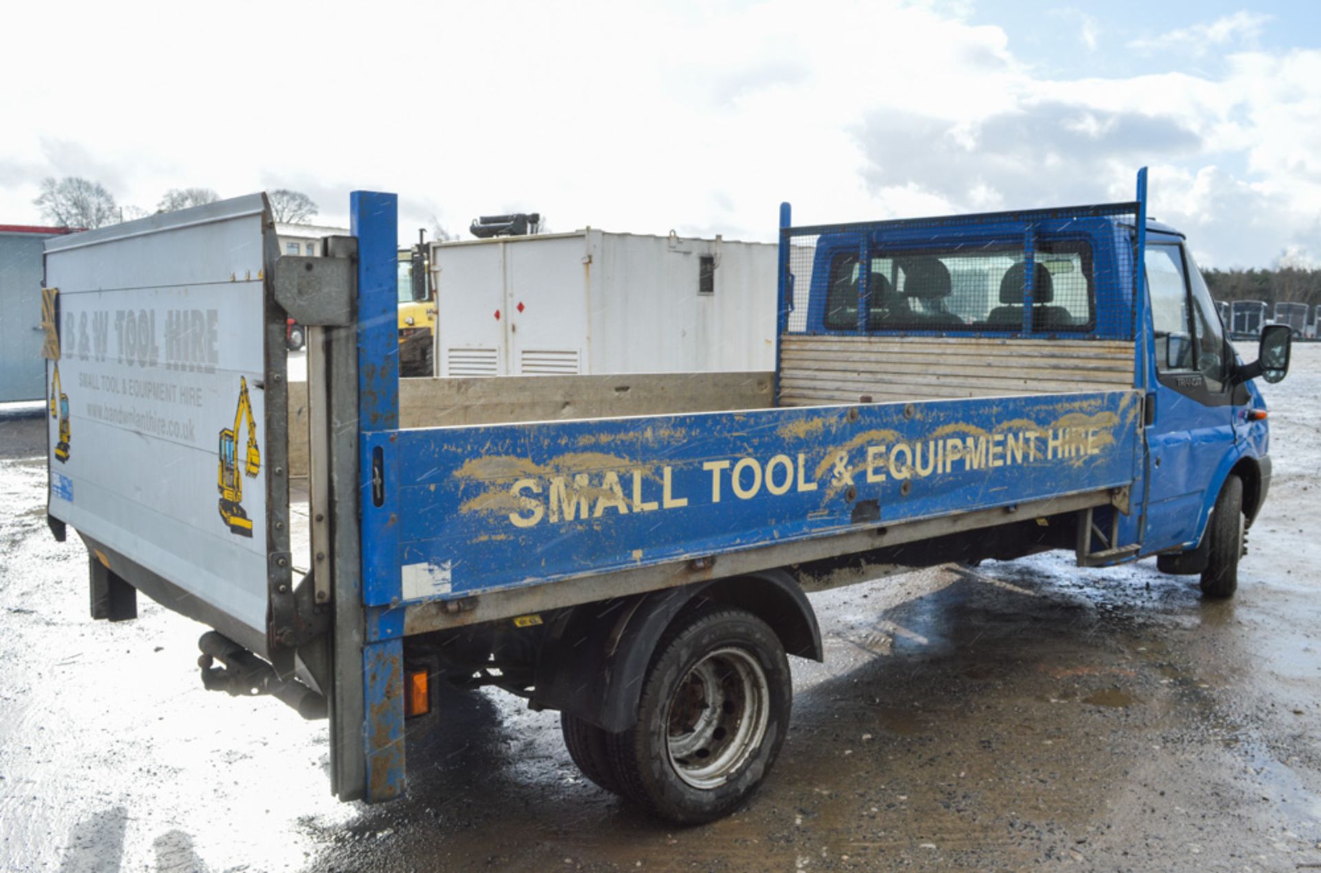 Ford Transit 100 T350L RWD pick up Registration Number: AY07 YTH Date of Registration: 30/04/ - Image 3 of 7