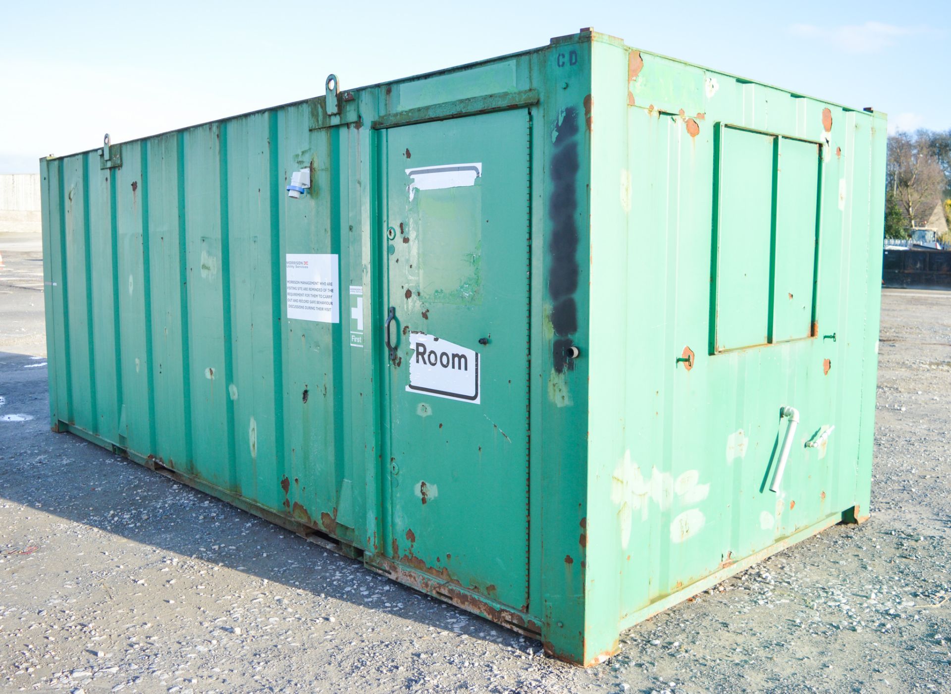 21 ft x 9 ft steel anti-vandal site office unit comprising of kitchen area & drying room c/w keys - Image 2 of 8