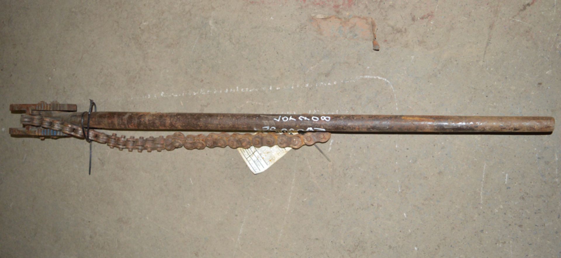 Pipe wrench E0000529