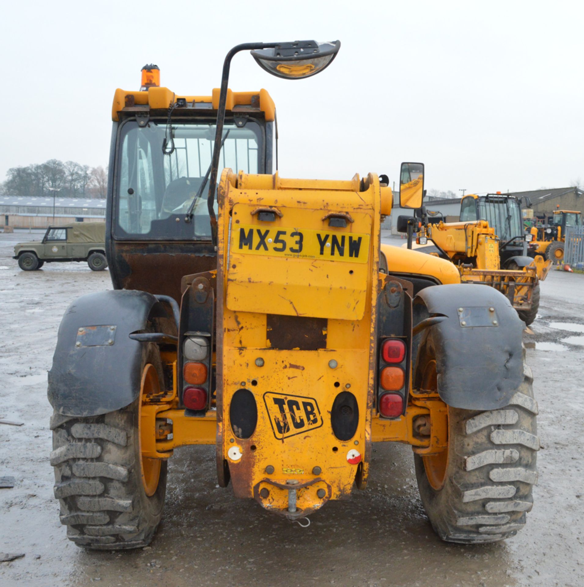 JCB 533-105 10.5 metre telescopic handler Year: 2004 S/N: 1038577 Recorded Hours: Not displayed ( - Image 6 of 14