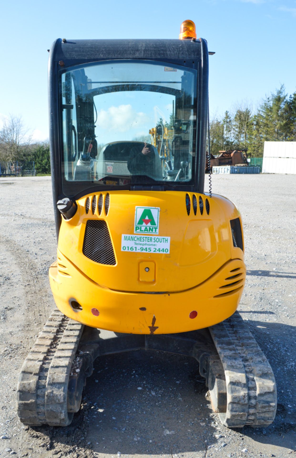 JCB 8025 ZTS 2.5 tonne rubber tracked mini excavator Year: 2011 S/N: 2020525 Recorded Hours: 1821 - Image 6 of 11