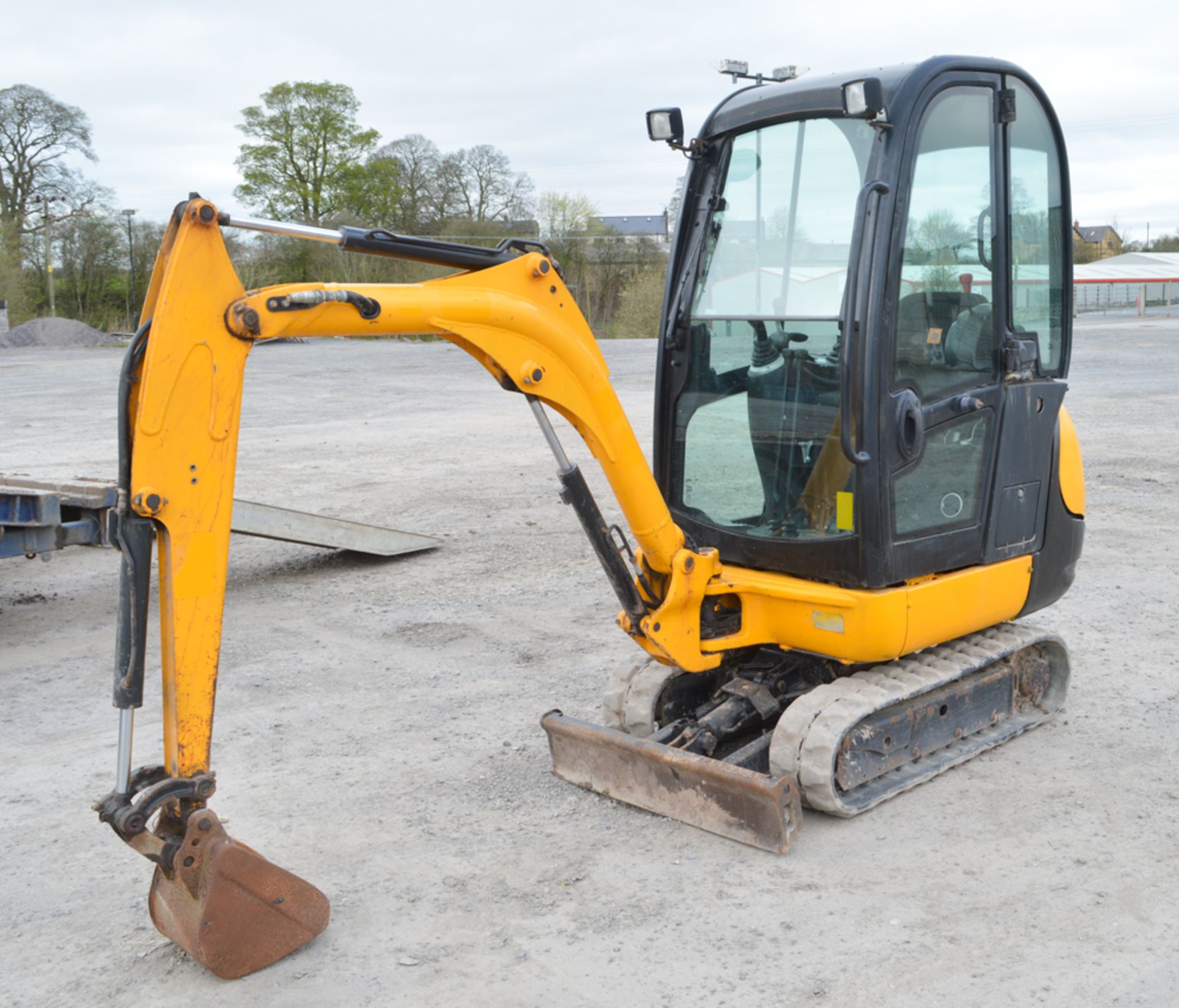 JCB 801.6 1.5 tonne rubber tracked mini excavator Year: 2012 S/N: 1794948 Recorded Hours: 1059