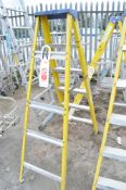 6 tread fibreglass framed step ladder