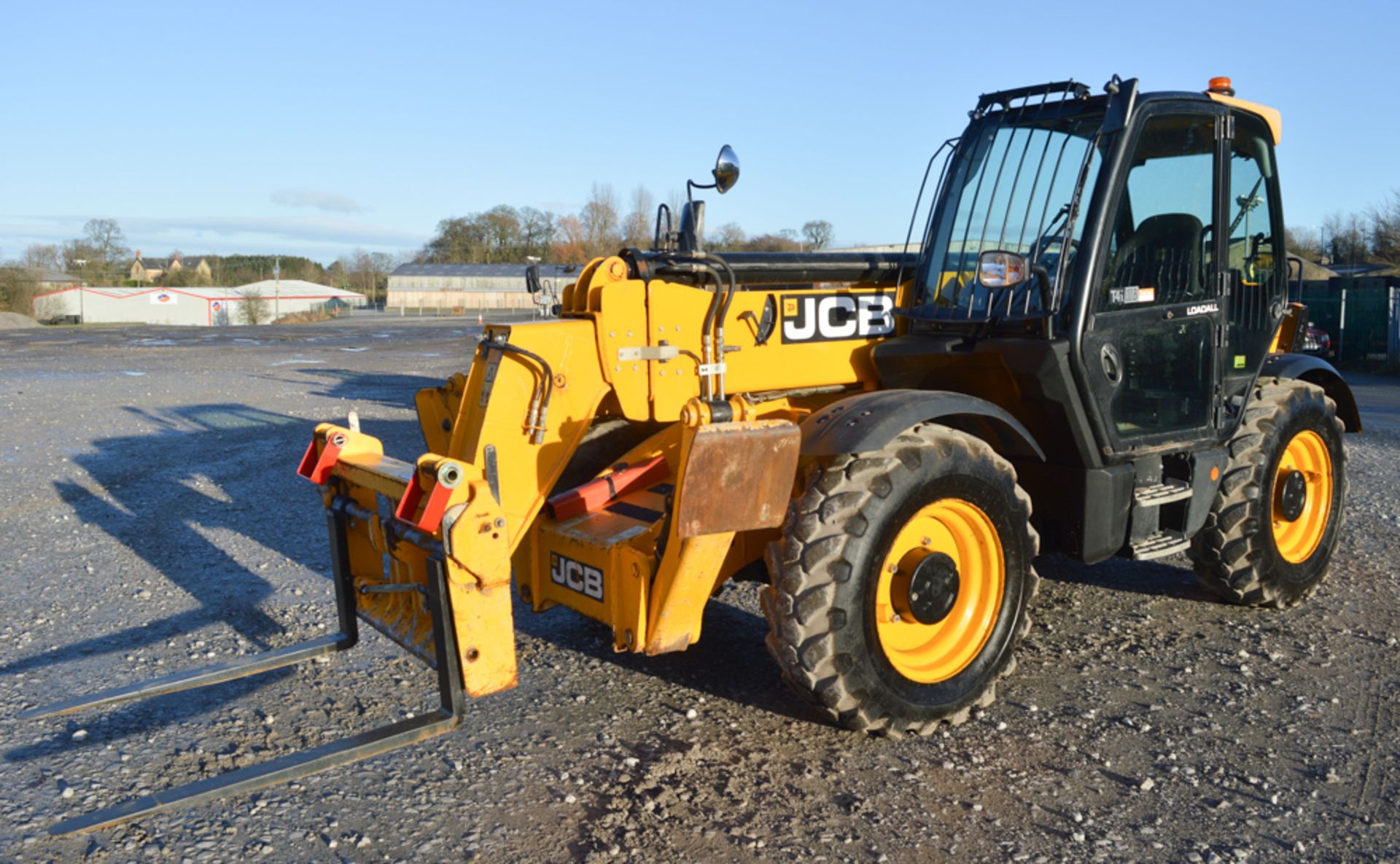 JCB 535-125 Hi-Viz 12.5 metre telescopic handler Year: 2014 S/N: 2338647 Recorded Hours: 3458