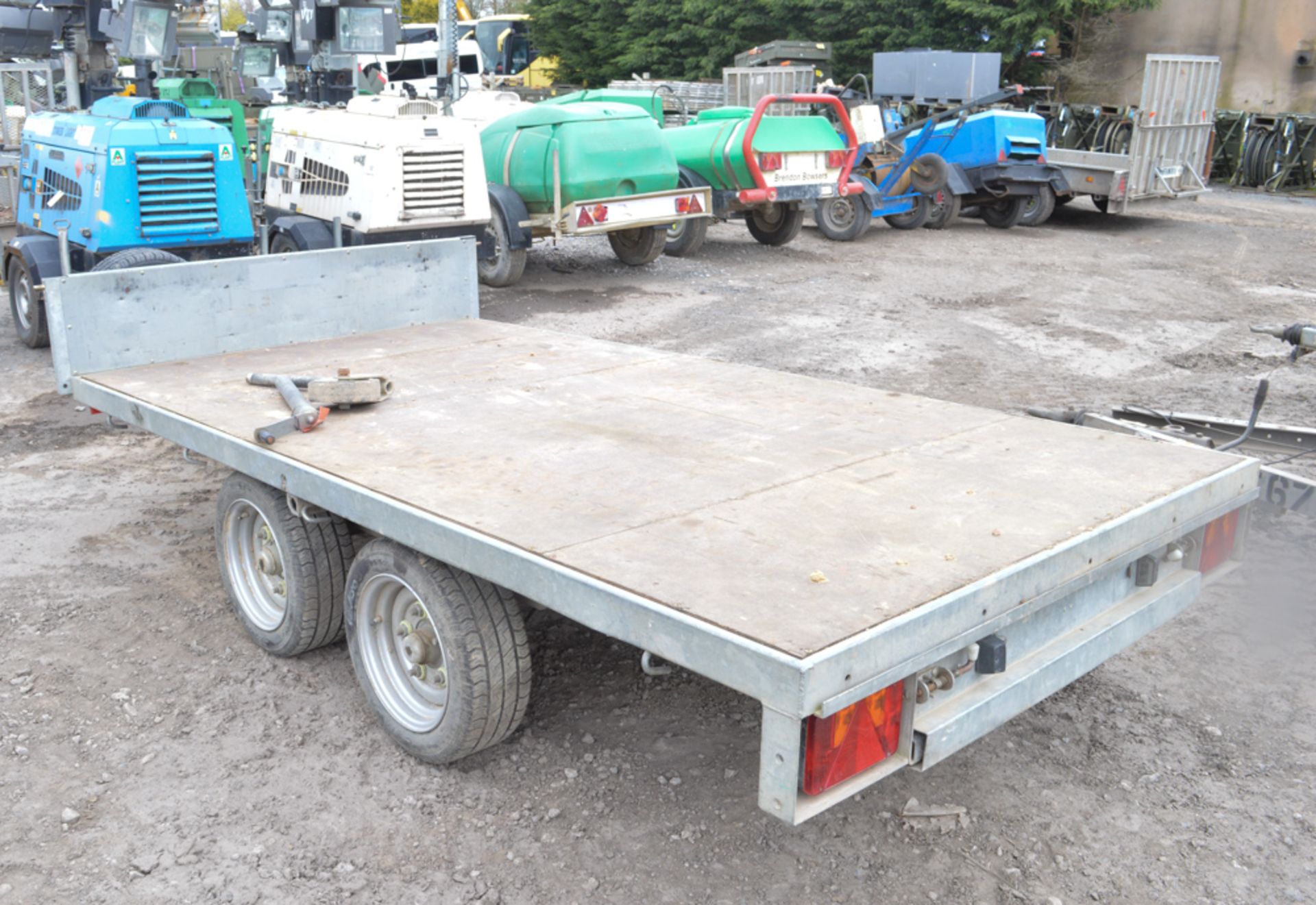 Indespension 10 ft x 5 ft tandem axle flat bed trailer A559983 - Image 2 of 2
