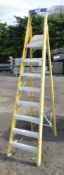 Youngman 8 tread fibreglass framed step ladder 0110722