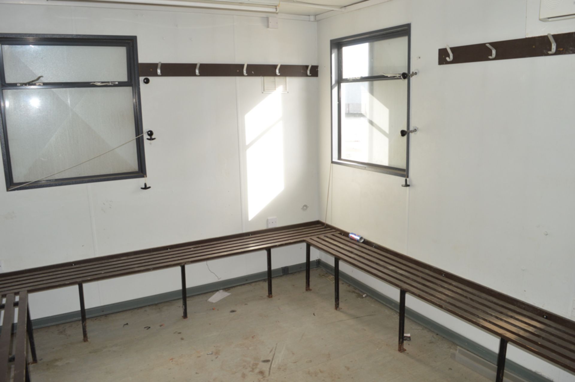 32 ft x 10 ft steel anti-vandal toilet & changing room site unit comprising of: changing room, gents - Image 6 of 11