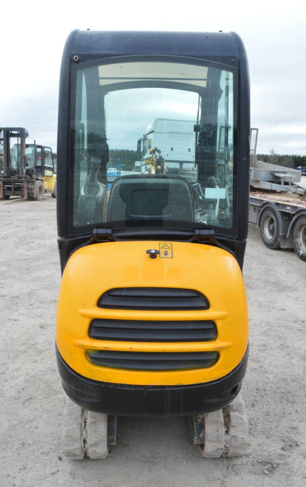 JCB 801.6 1.5 tonne rubber tracked mini excavator Year: 2012 S/N: 1794948 Recorded Hours: 1059 - Image 6 of 11