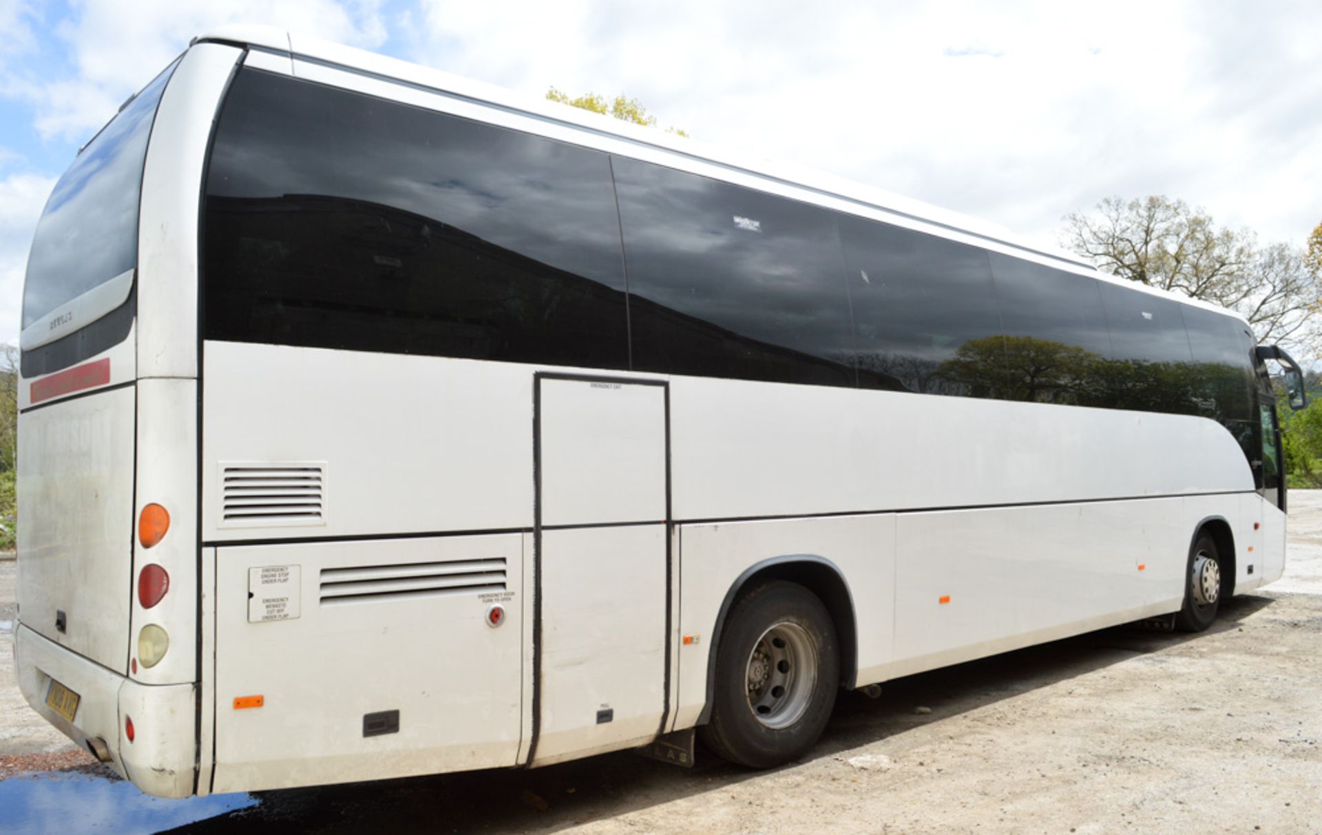 Iveco Beulas Cygnus 53 seat luxury coach Registration Number: YN08 AVG Date of Registration: 01/05/ - Image 4 of 7